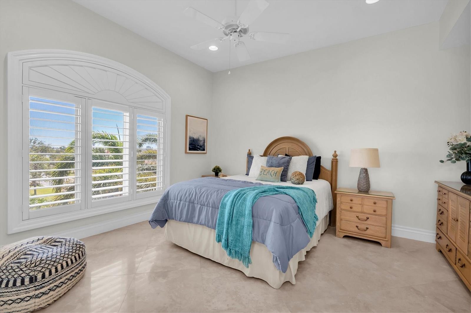 700 126TH AVE, TREASURE ISLAND, FL, 33706
