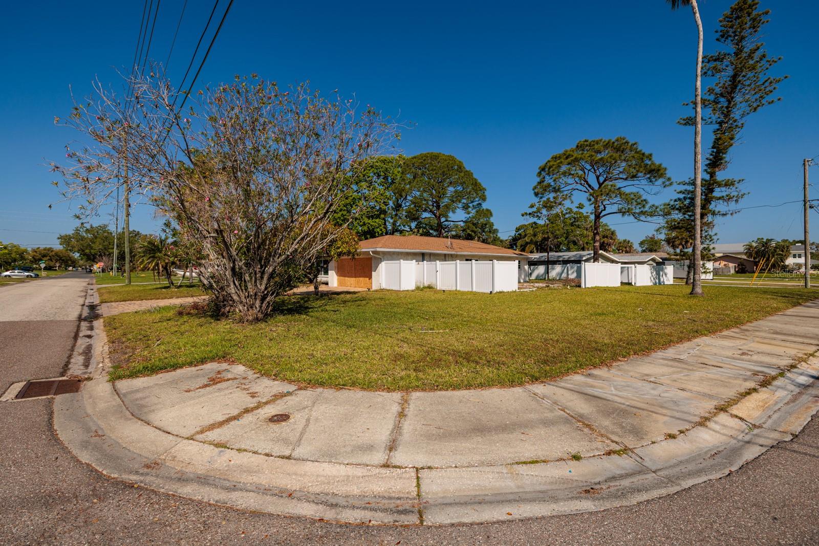 1591 N DAKOTA AVE NE, ST PETERSBURG, FL, 33703