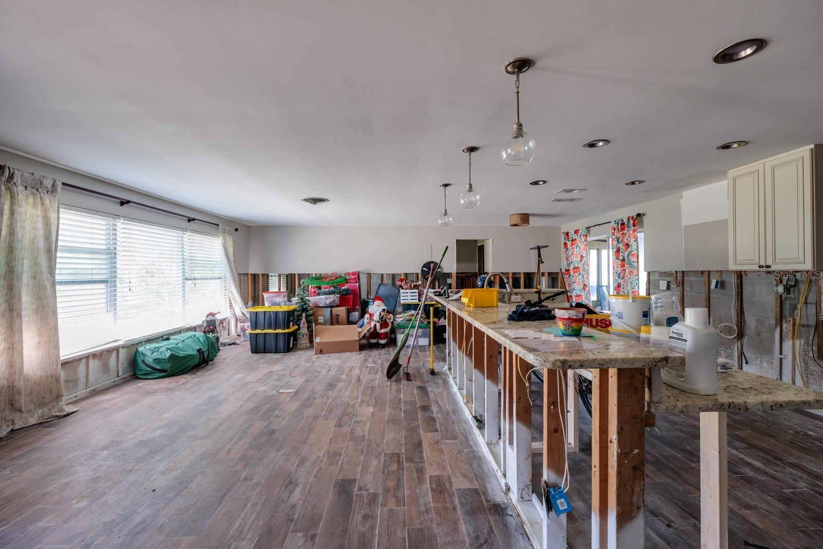 1591 N DAKOTA AVE NE, ST PETERSBURG, FL, 33703