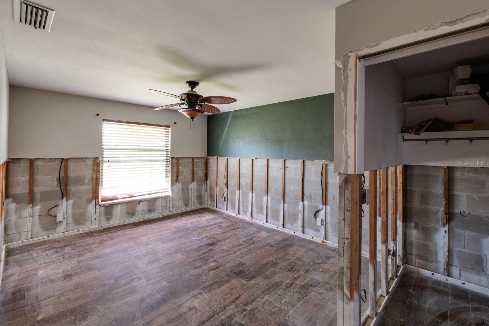 1591 N DAKOTA AVE NE, ST PETERSBURG, FL, 33703