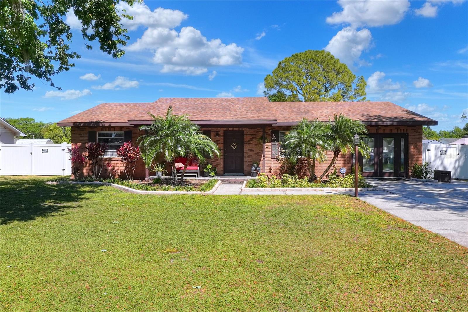 2329 DUFF RD, LAKELAND, FL, 33810