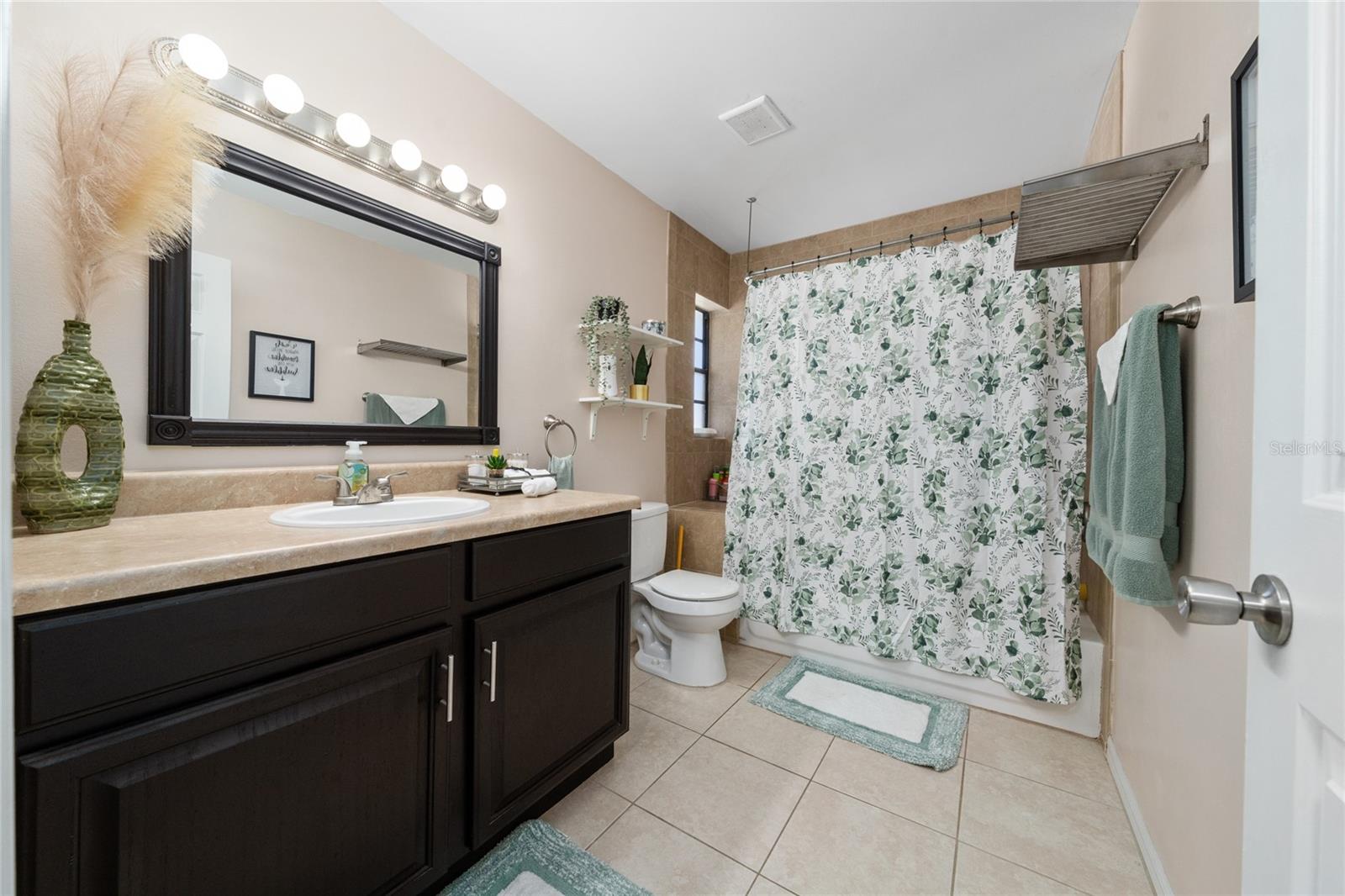 642 NARDELLO DR, DELTONA, FL, 32725