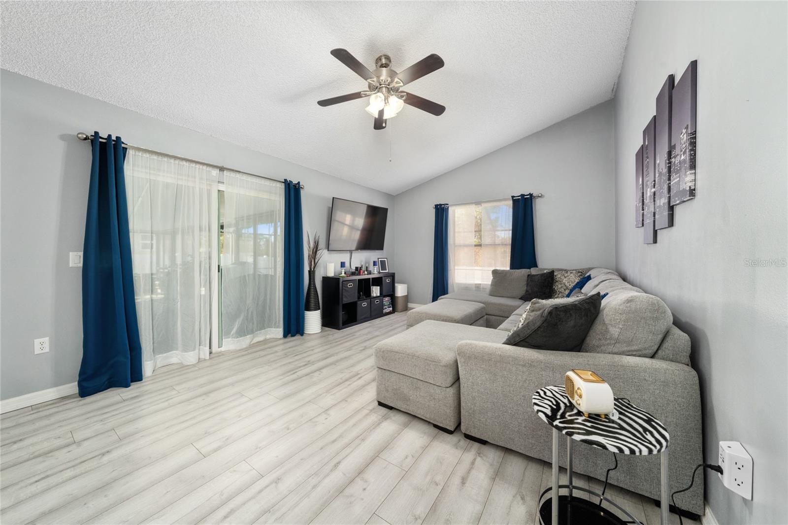 642 NARDELLO DR, DELTONA, FL, 32725