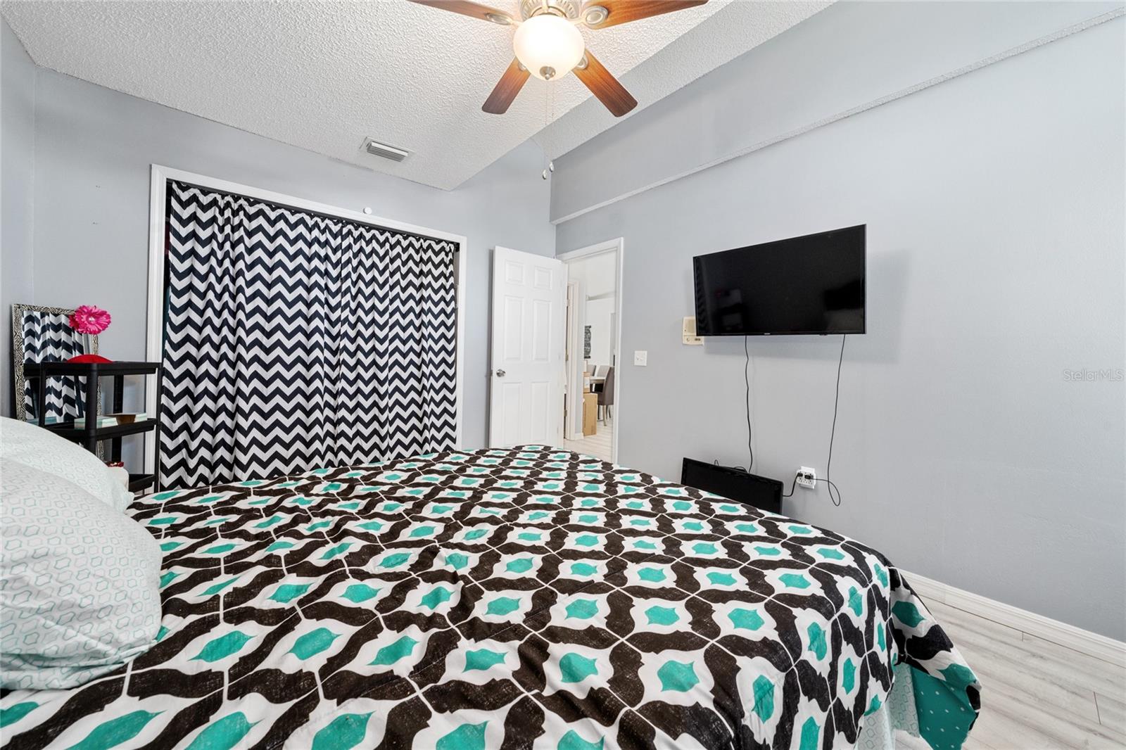 642 NARDELLO DR, DELTONA, FL, 32725