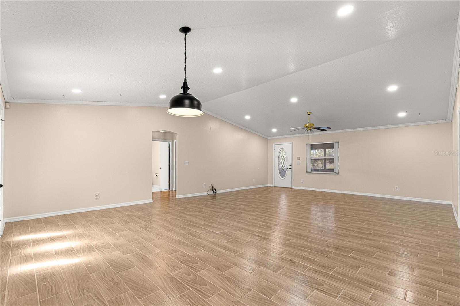 8976 SE 126 PL, BELLEVIEW, FL, 34420