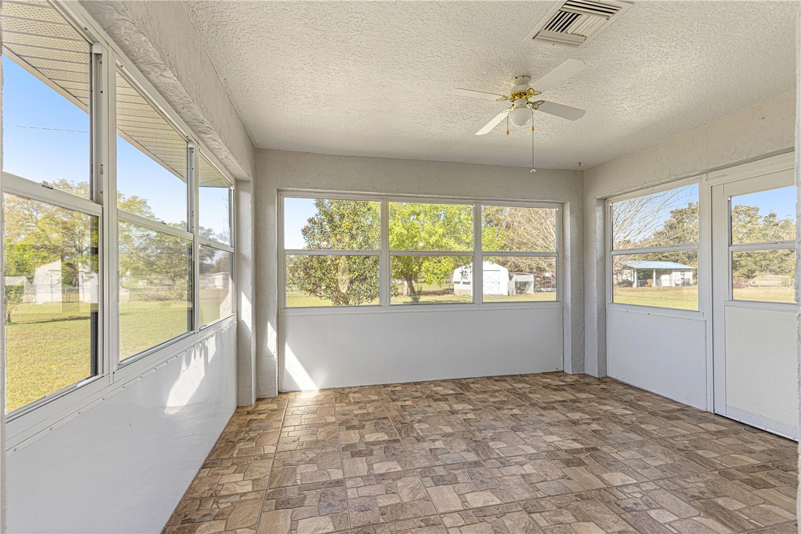8976 SE 126 PL, BELLEVIEW, FL, 34420