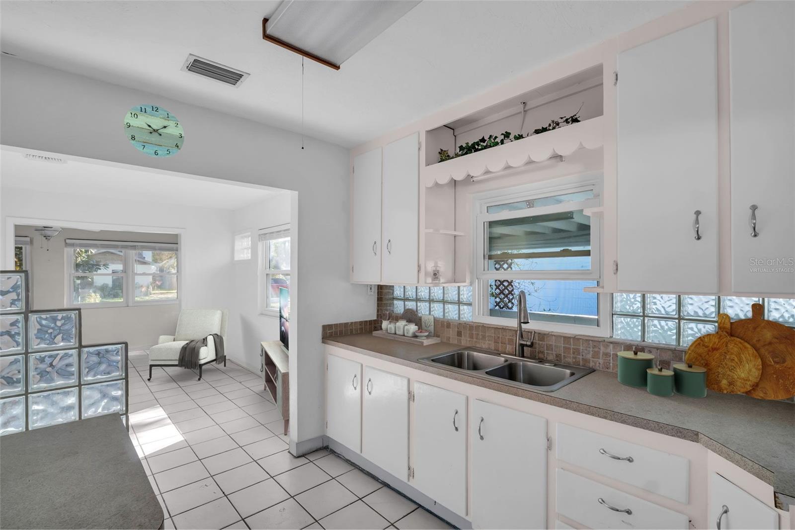 512 TENNESSEE AVE, CRYSTAL BEACH, FL, 34681