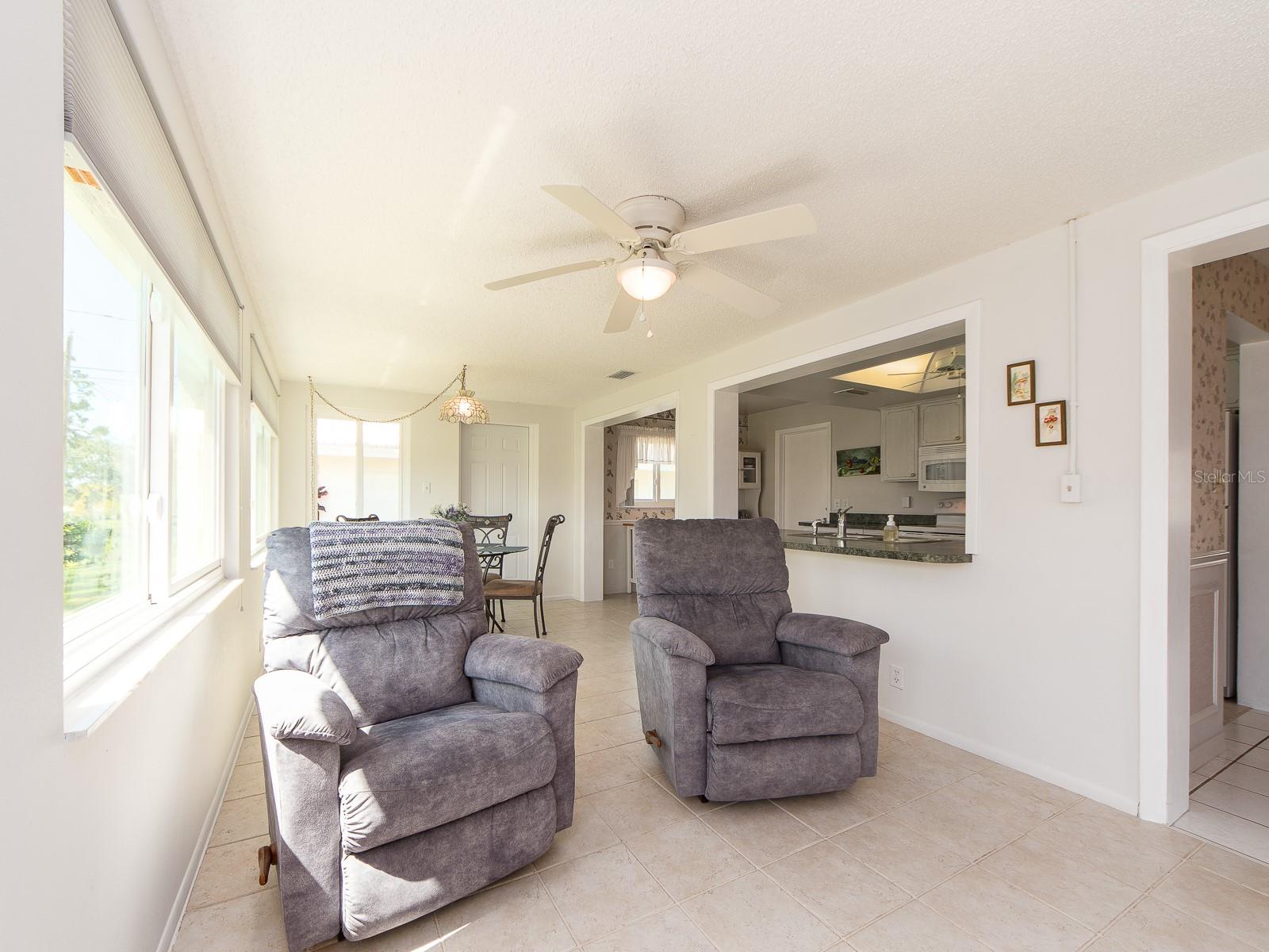 9058 141ST ST, SEMINOLE, FL, 33776