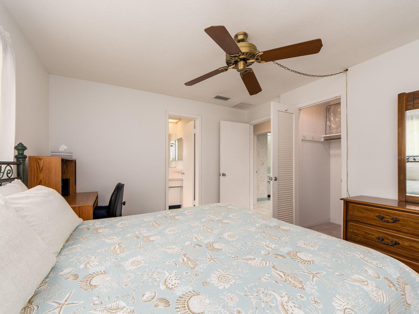 9058 141ST ST, SEMINOLE, FL, 33776