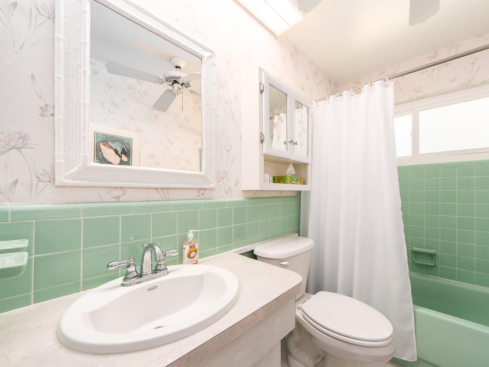 9058 141ST ST, SEMINOLE, FL, 33776