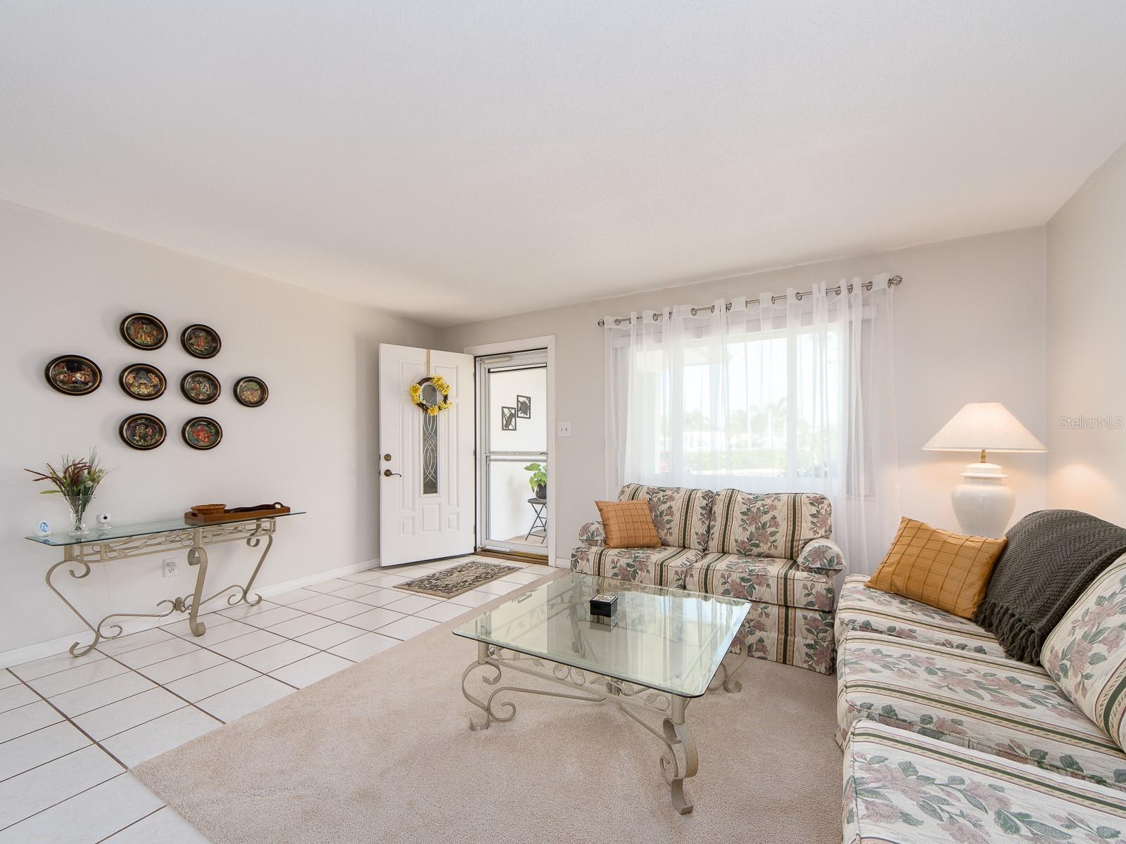 9058 141ST ST, SEMINOLE, FL, 33776