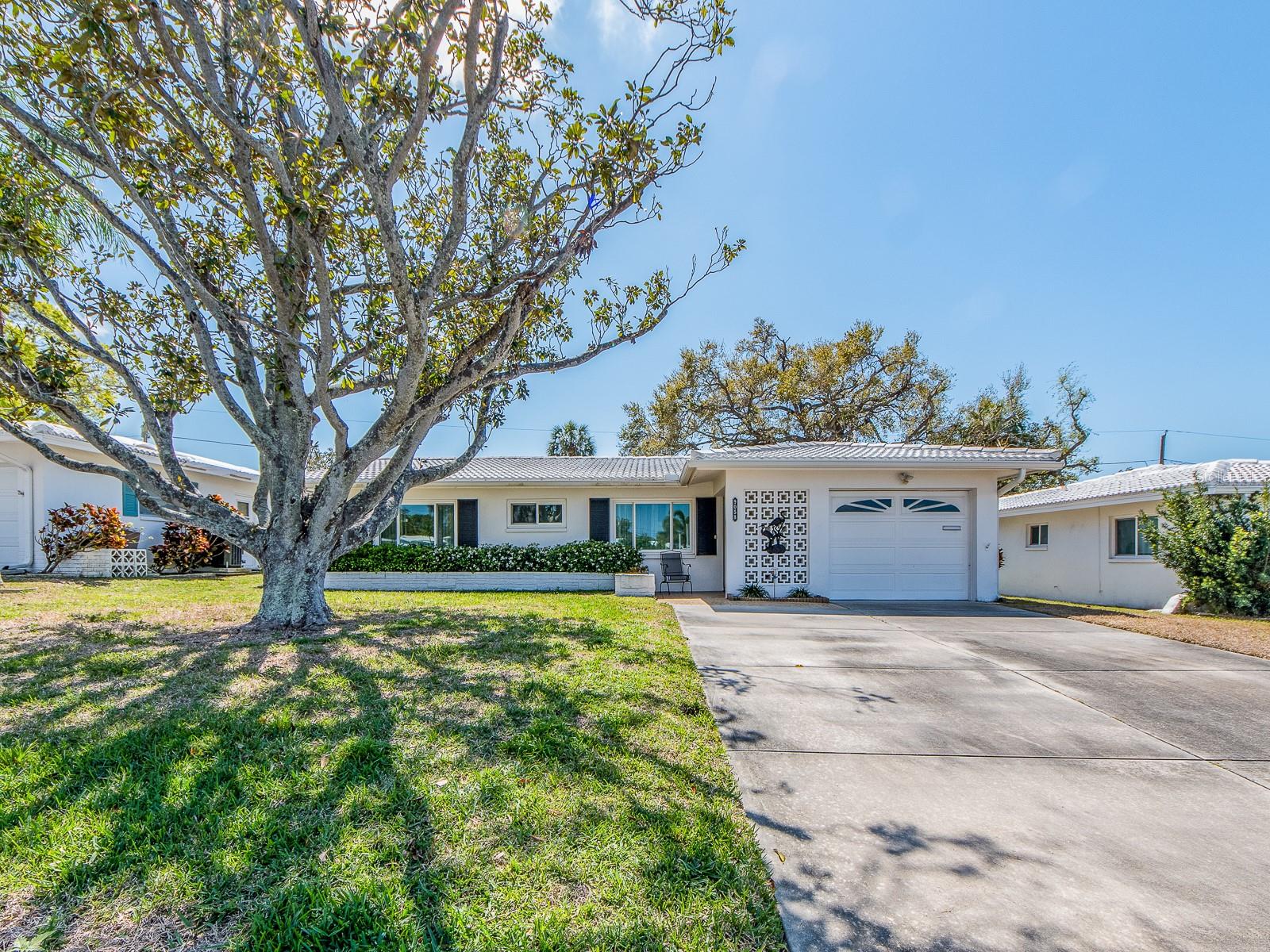 9058 141ST ST, SEMINOLE, FL, 33776