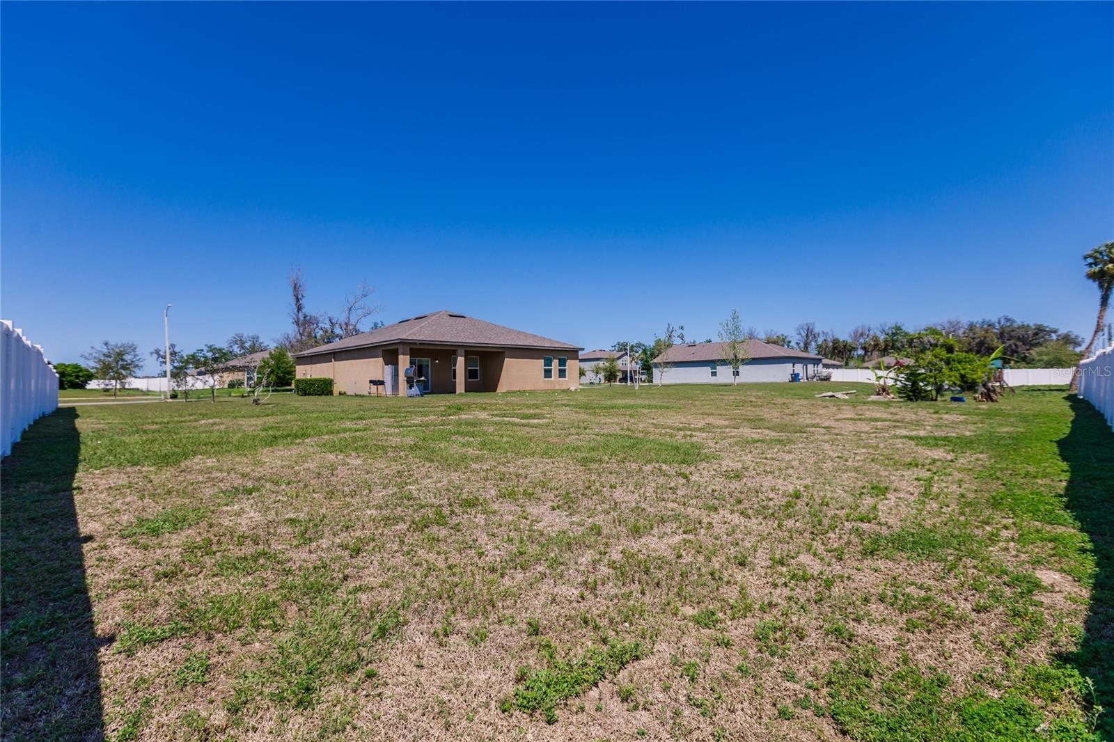 733 GARDEN OAKS SQ, SEFFNER, FL, 33584