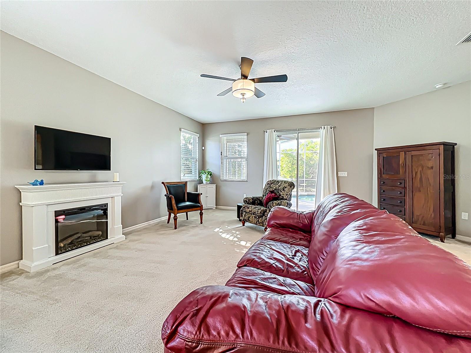 1568 BRANDYWINE DR, TAVARES, FL, 32778