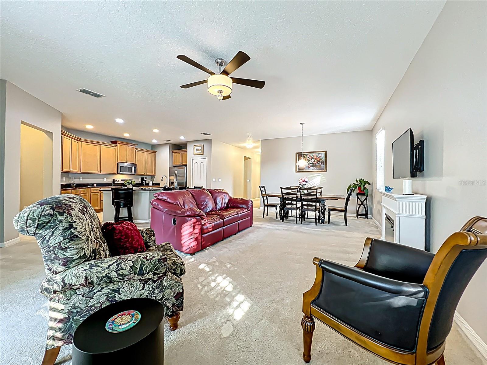 1568 BRANDYWINE DR, TAVARES, FL, 32778