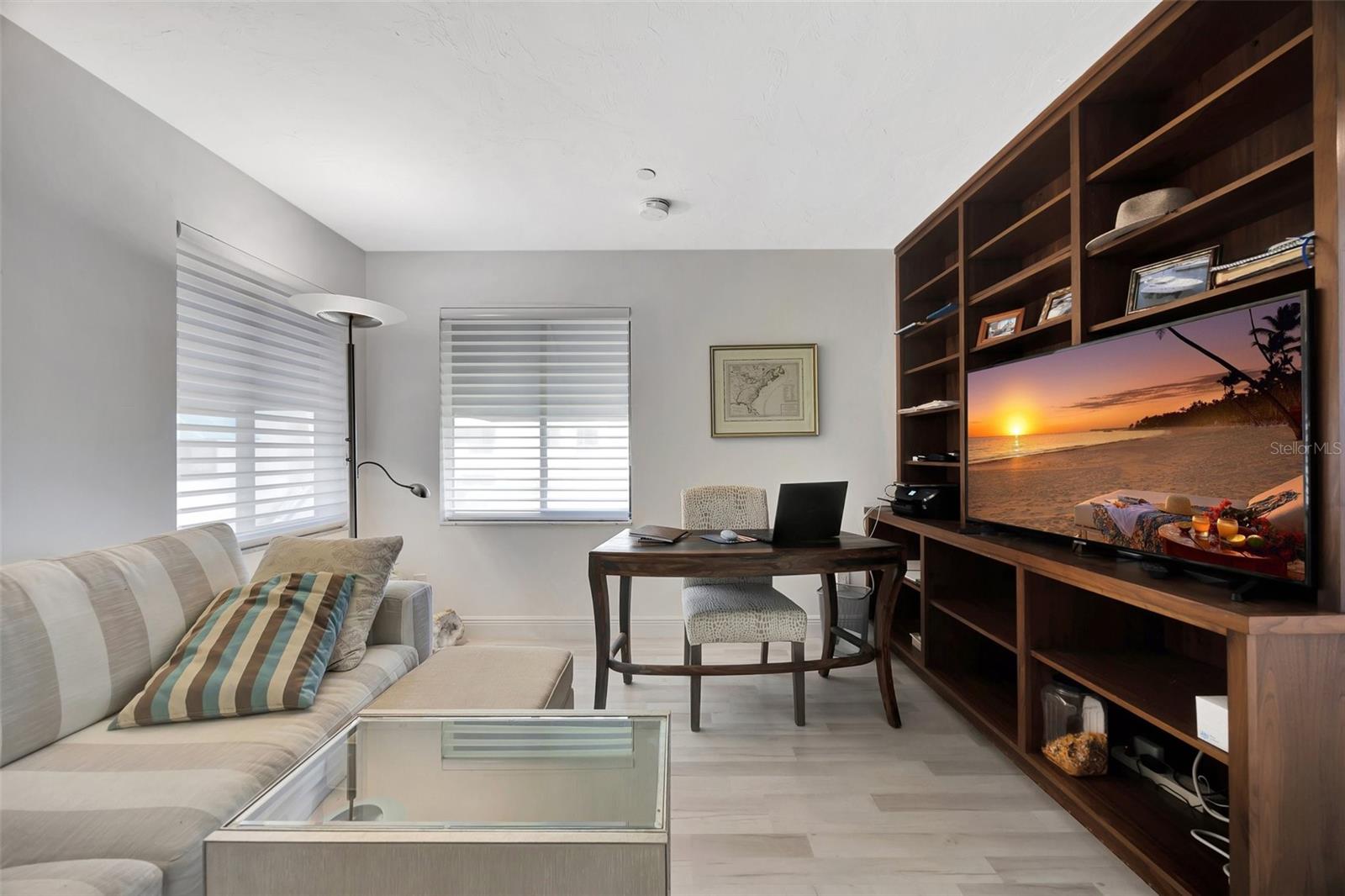 2010 HARBOURSIDE DR #2004, LONGBOAT KEY, FL, 34228