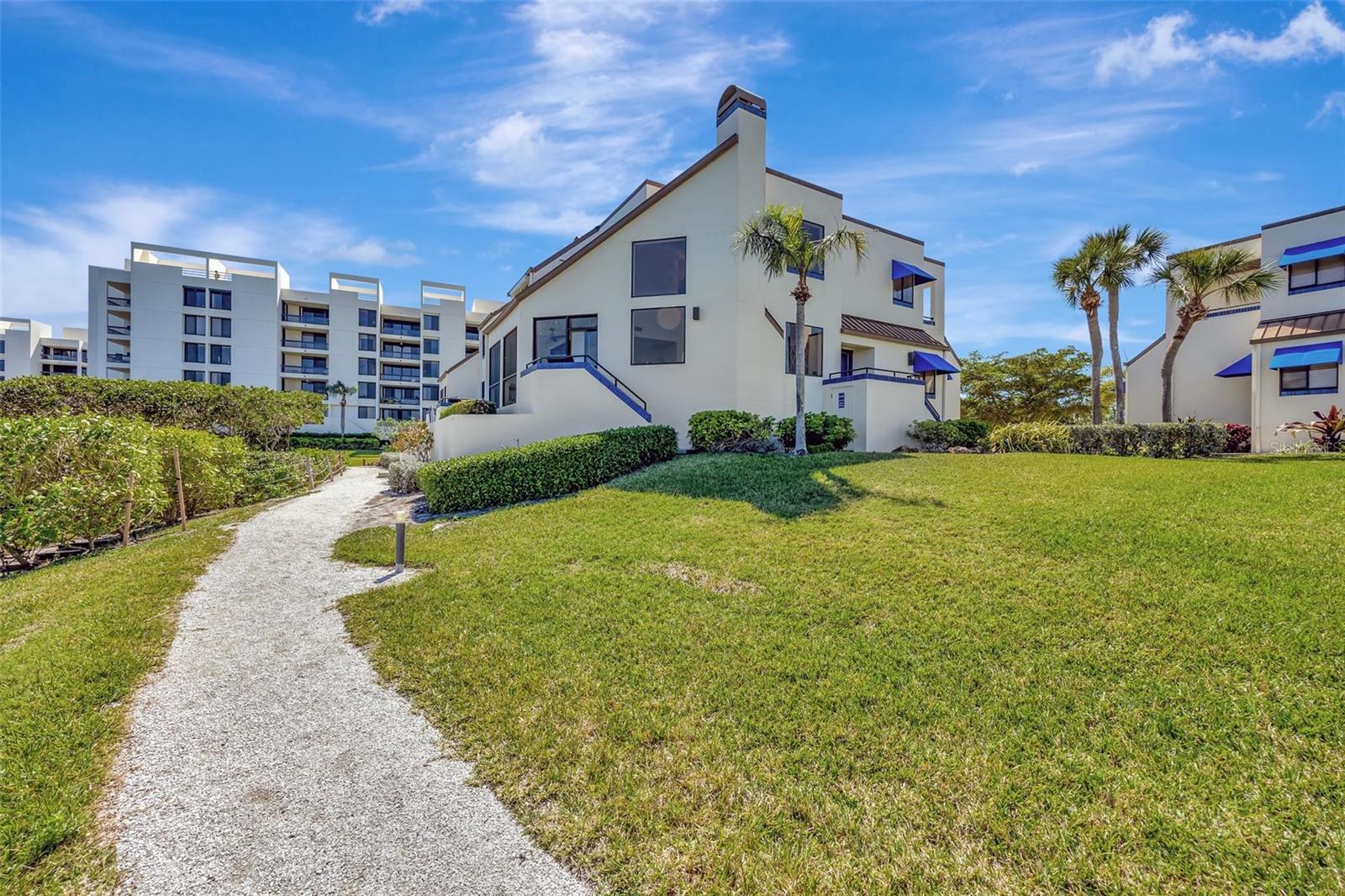 2010 HARBOURSIDE DR #2004, LONGBOAT KEY, FL, 34228