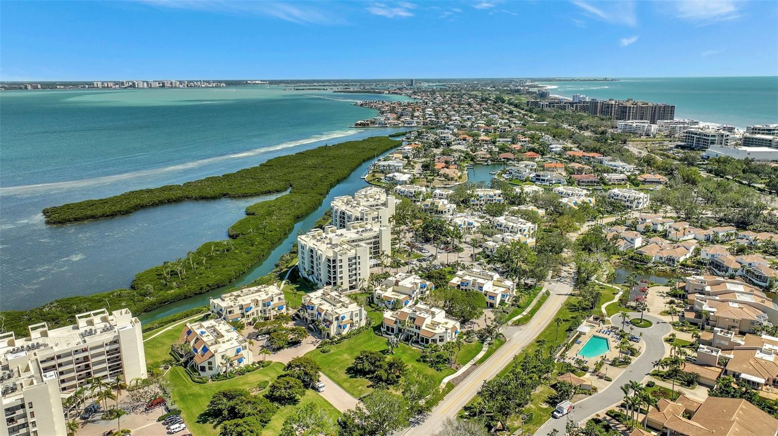 2010 HARBOURSIDE DR #2004, LONGBOAT KEY, FL, 34228