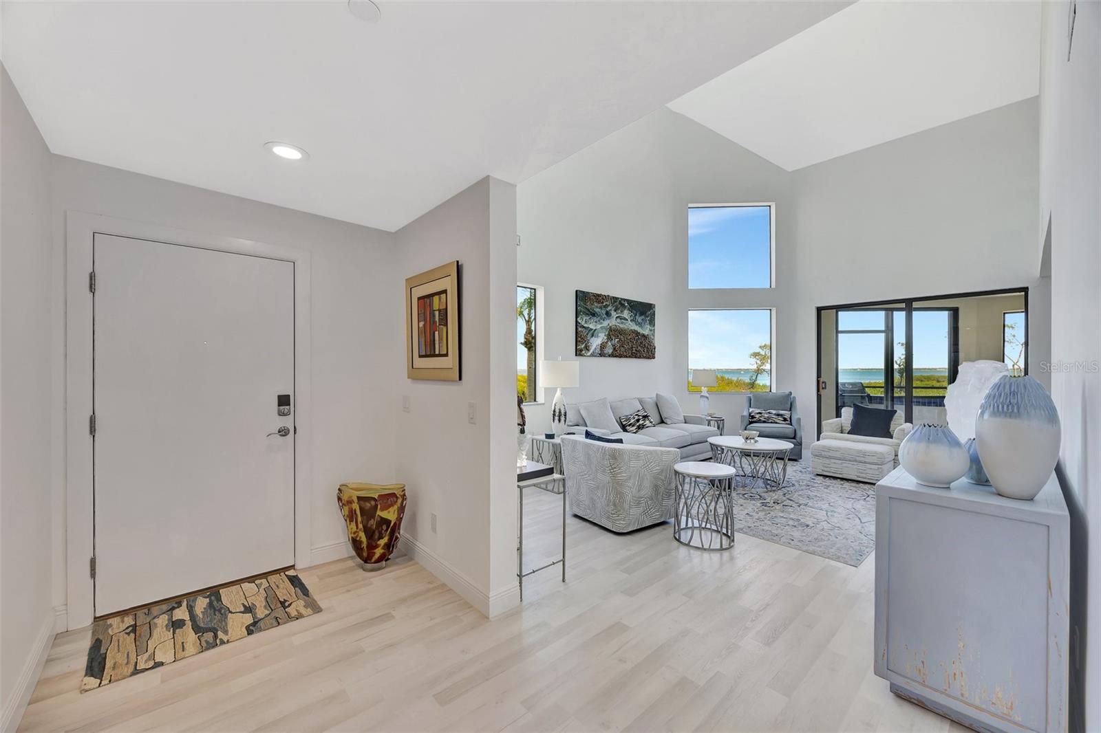 2010 HARBOURSIDE DR #2004, LONGBOAT KEY, FL, 34228