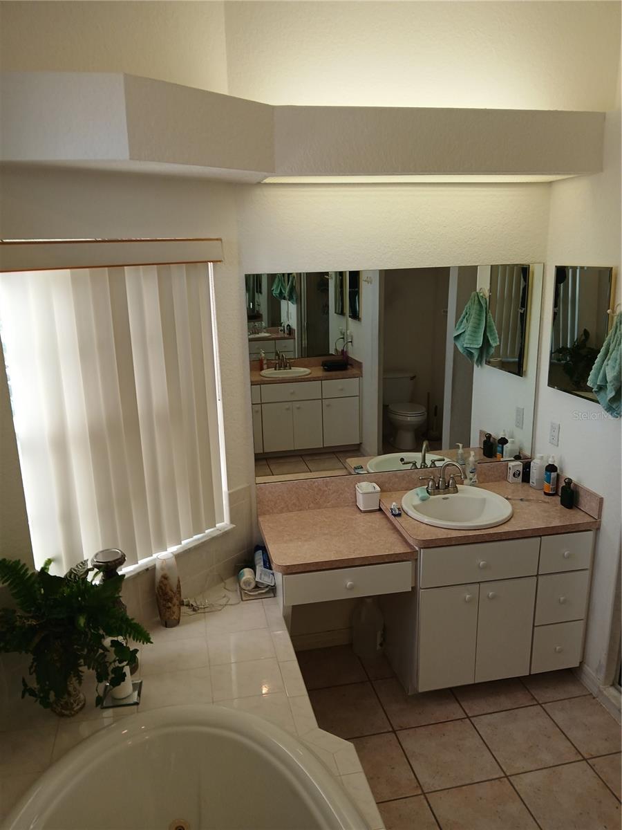 8630 CORAL CREEK LOOP, HUDSON, FL, 34667