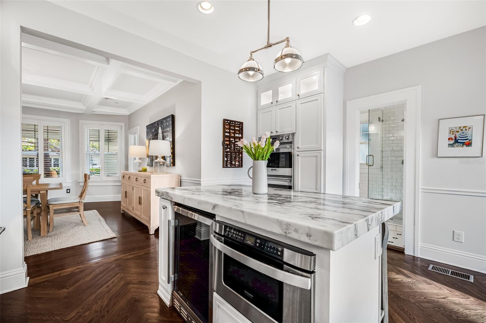 1505 BEACH DR NE, ST PETERSBURG, FL, 33704