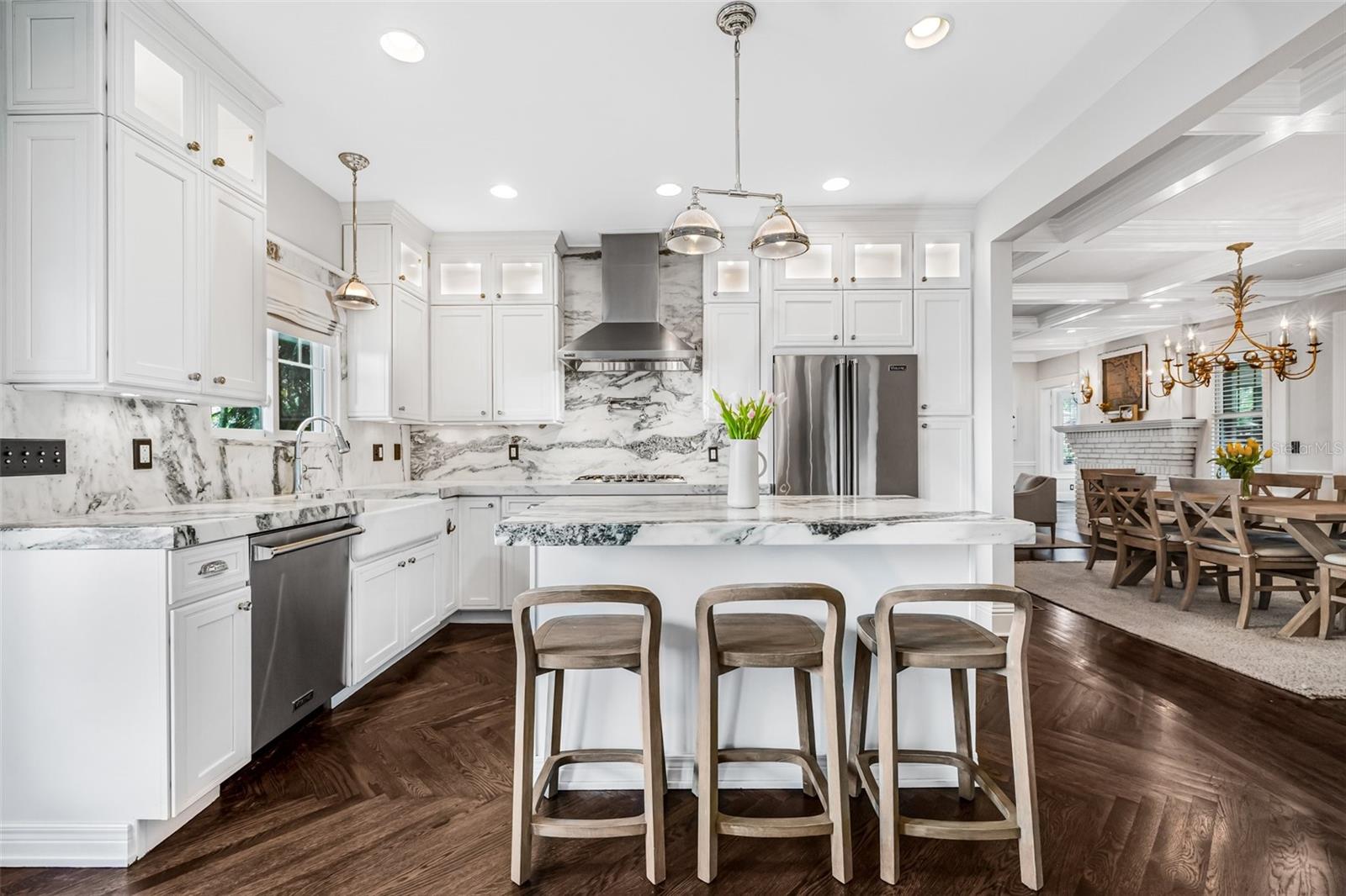 1505 BEACH DR NE, ST PETERSBURG, FL, 33704