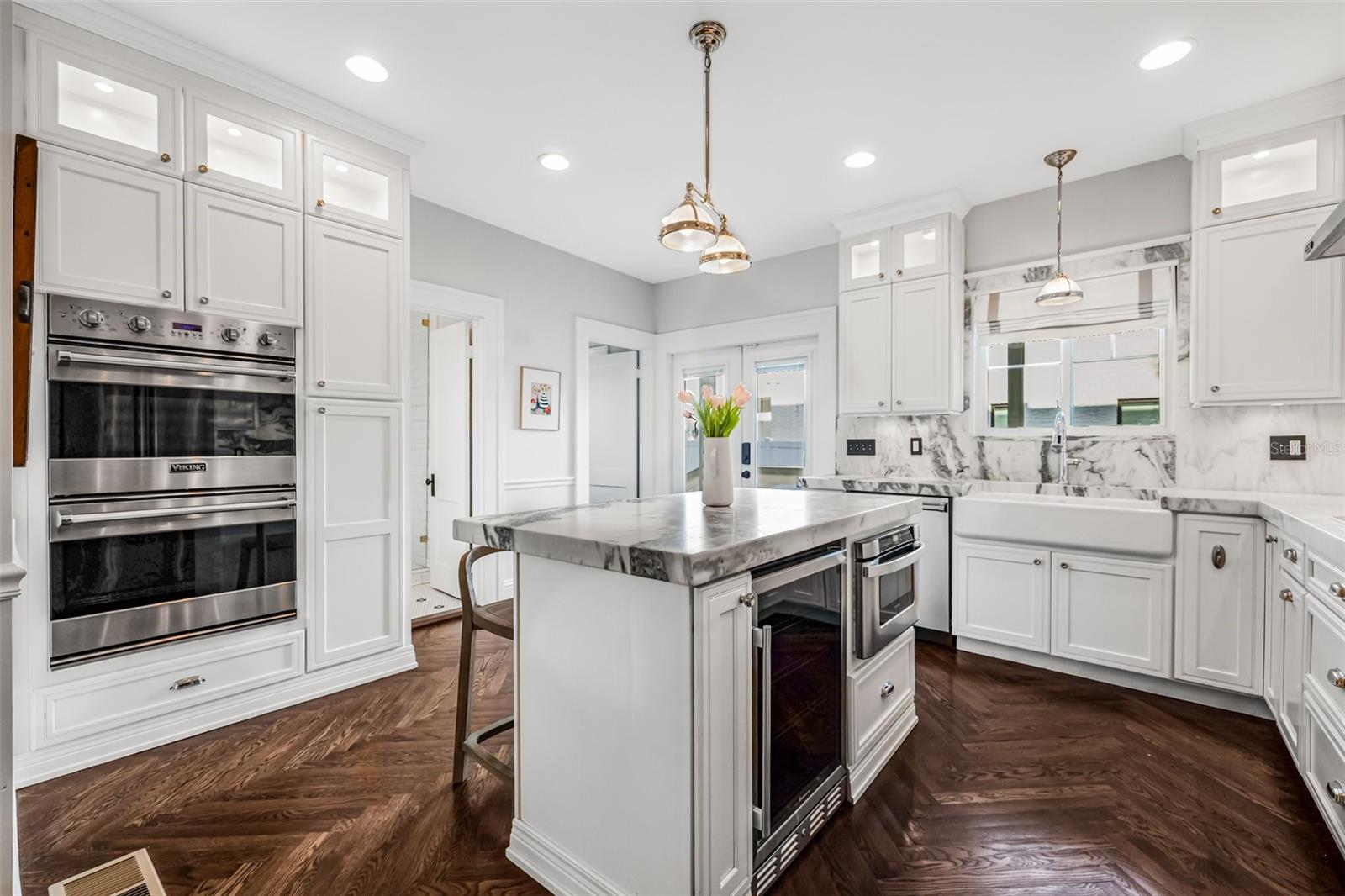 1505 BEACH DR NE, ST PETERSBURG, FL, 33704
