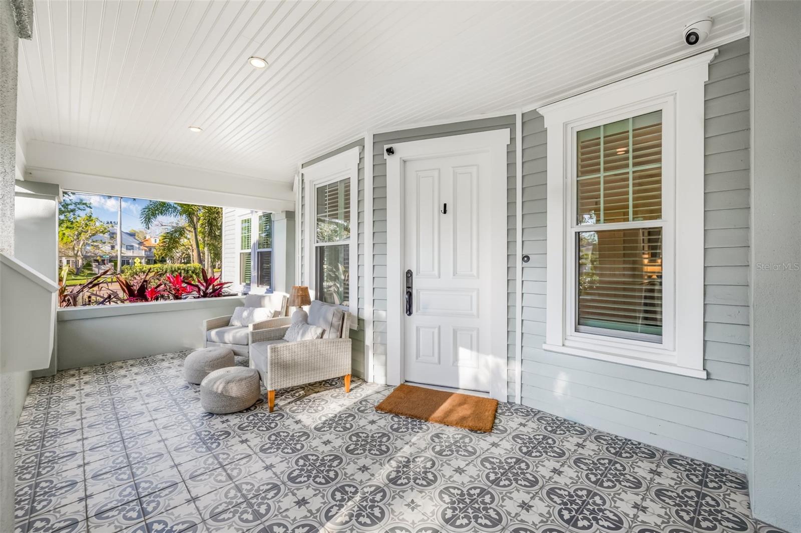 1505 BEACH DR NE, ST PETERSBURG, FL, 33704