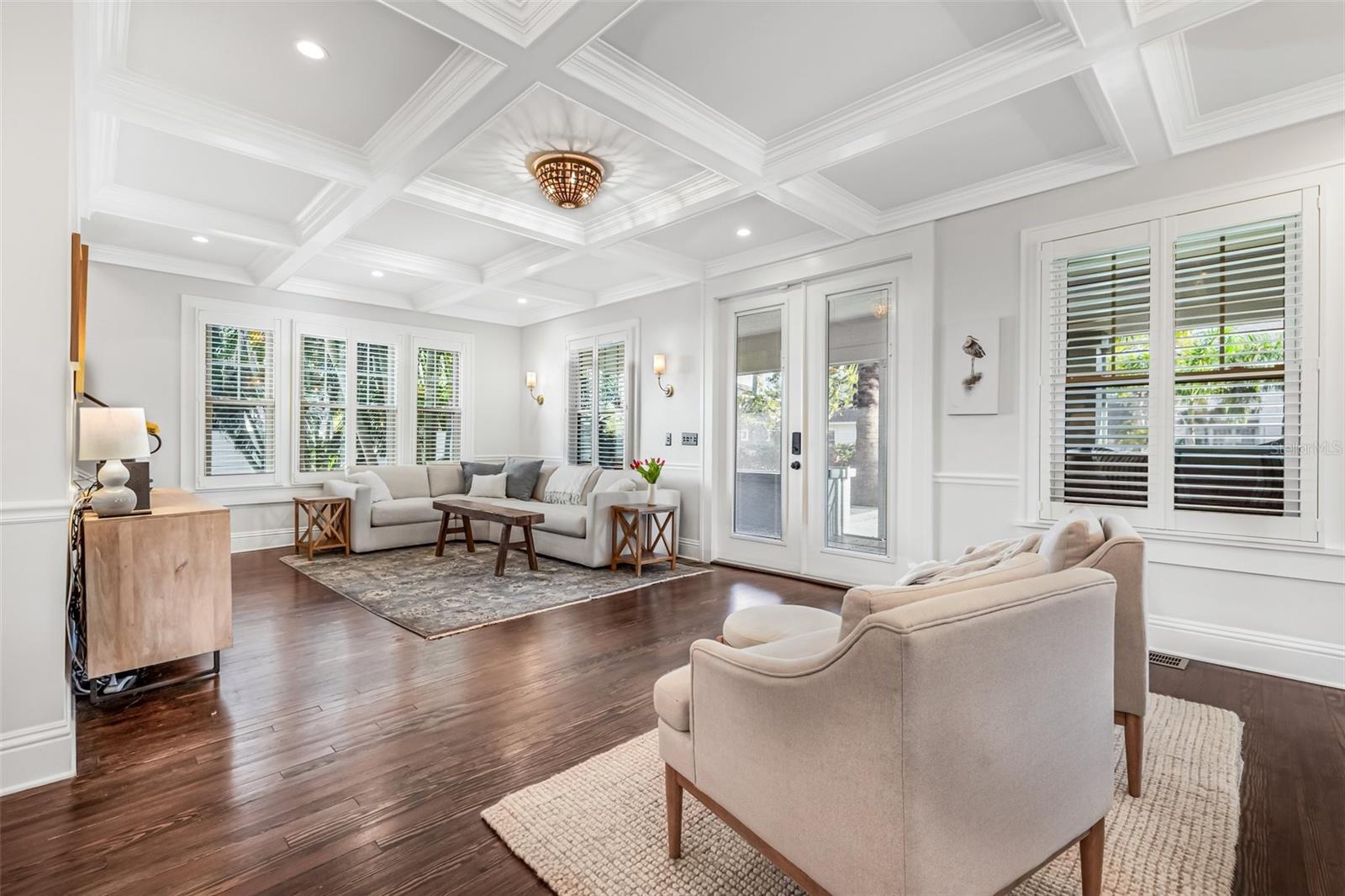 1505 BEACH DR NE, ST PETERSBURG, FL, 33704