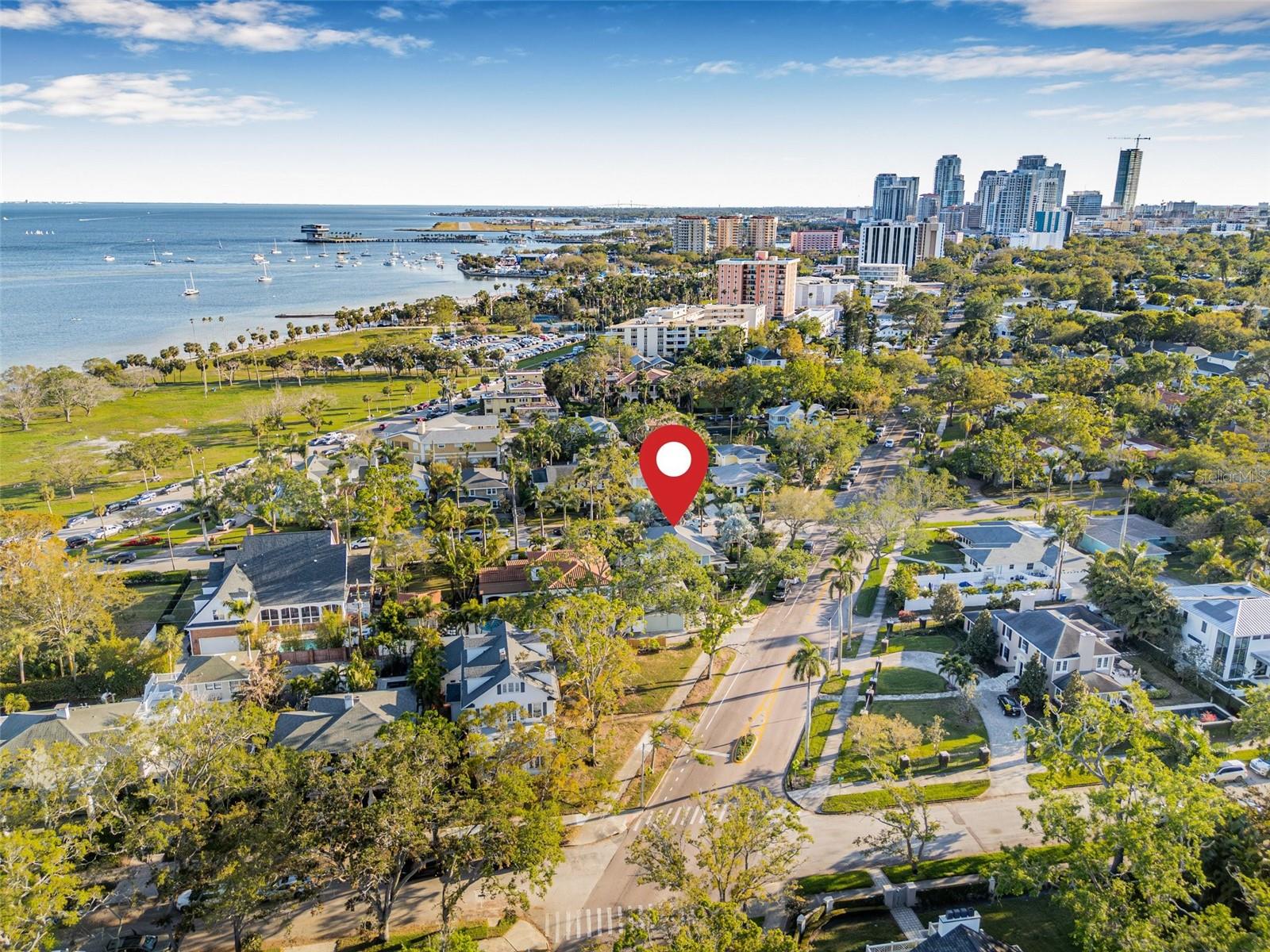 1505 BEACH DR NE, ST PETERSBURG, FL, 33704