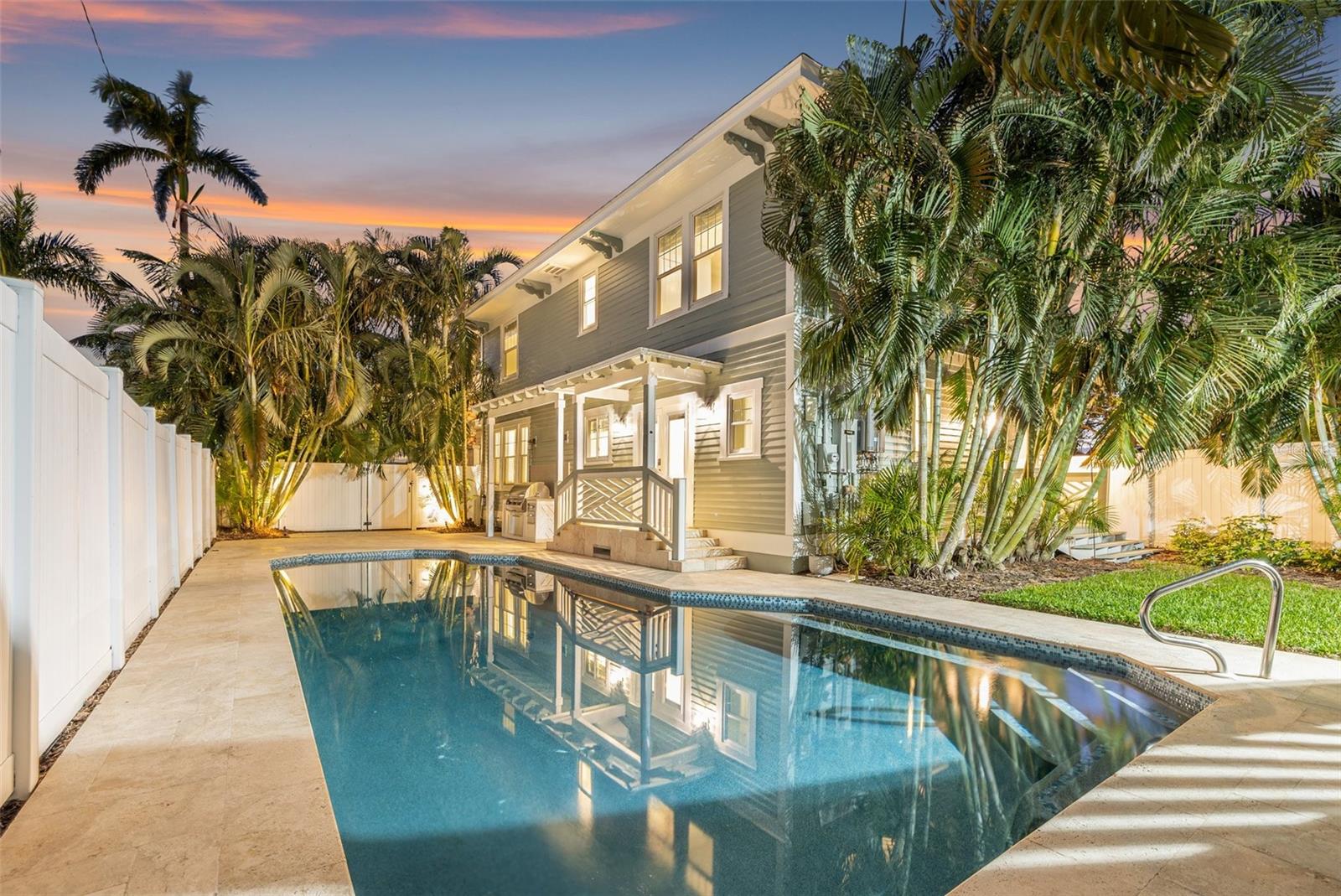 1505 BEACH DR NE, ST PETERSBURG, FL, 33704