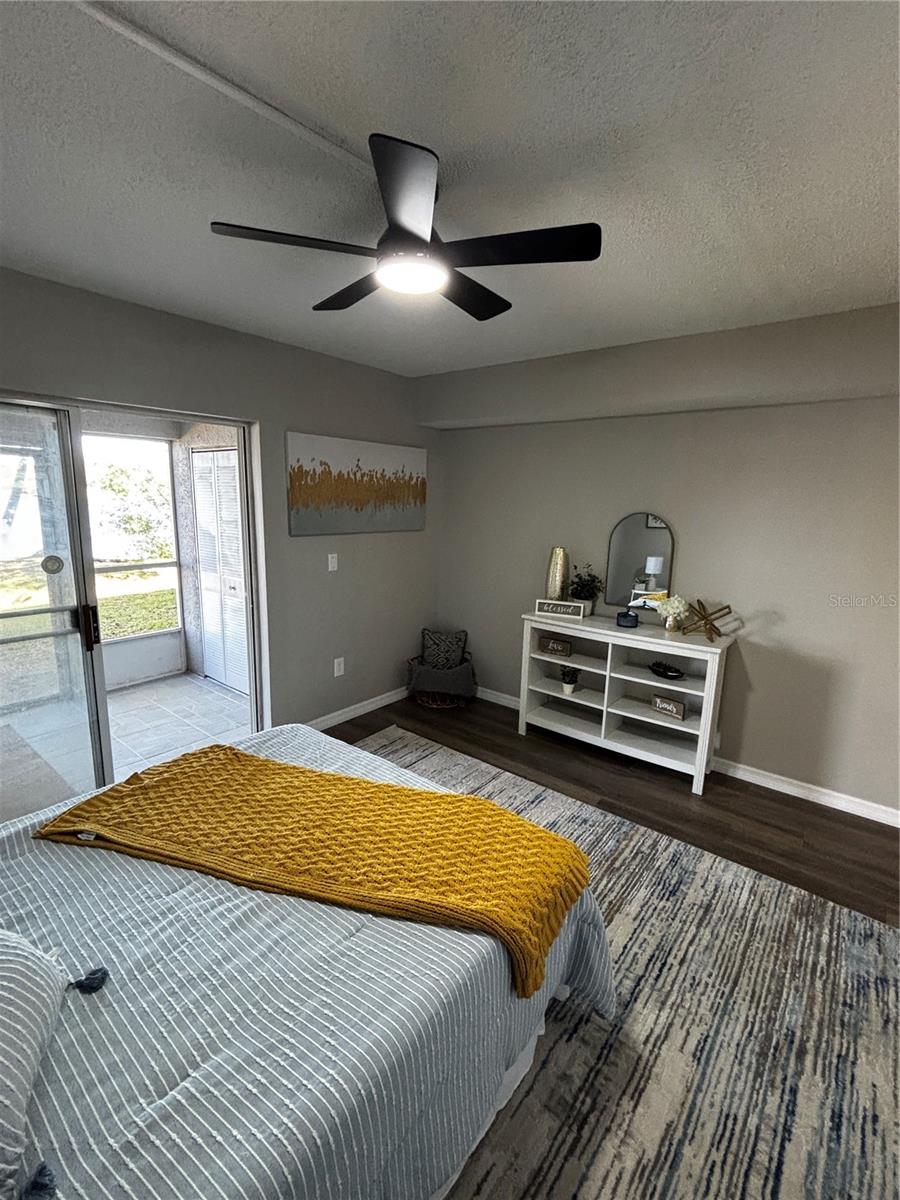 7208 E BANK DR, TAMPA, FL, 33617