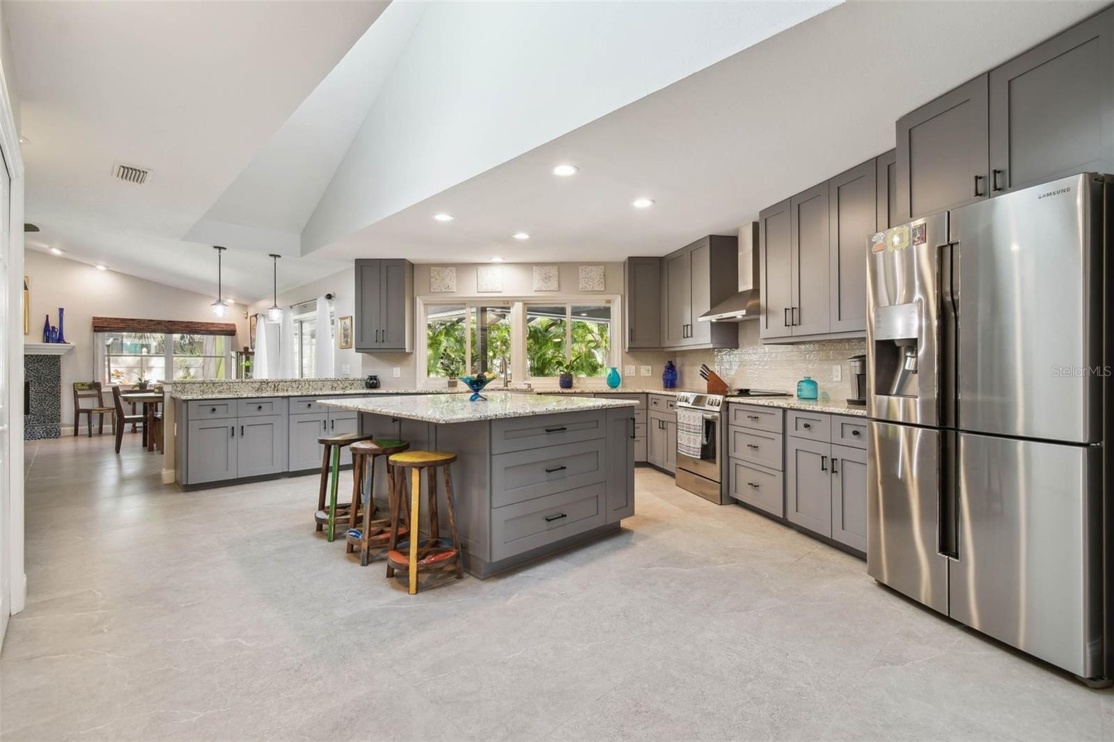 11505 GIBRALTER PL, TEMPLE TERRACE, FL, 33617