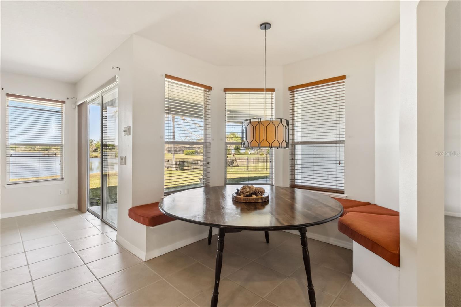 330 OSPREY LAKES CIR, CHULUOTA, FL, 32766