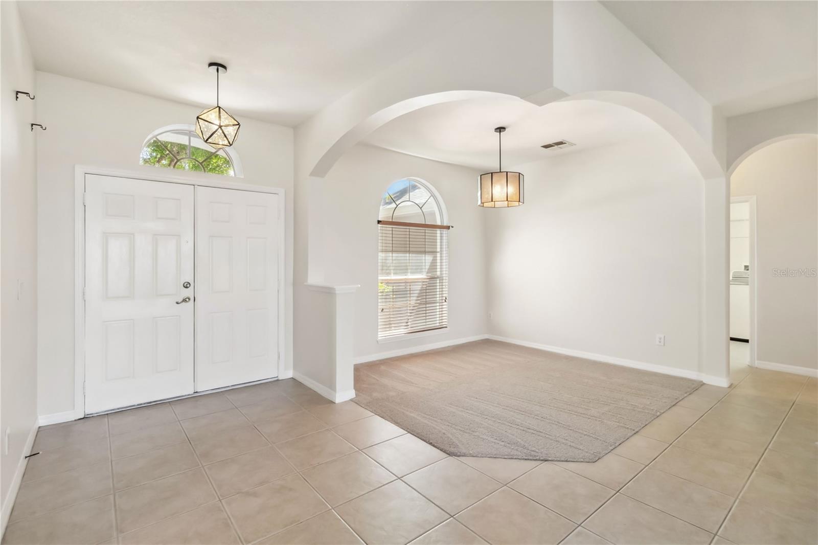 330 OSPREY LAKES CIR, CHULUOTA, FL, 32766