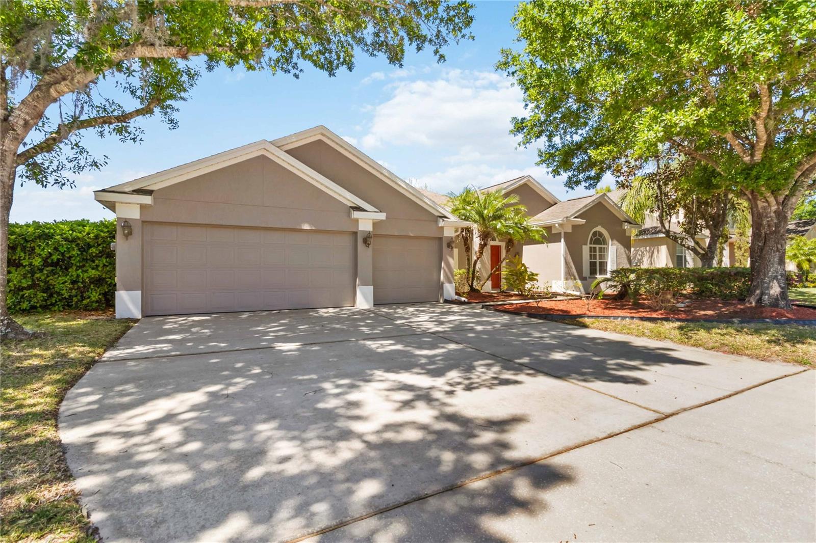 330 OSPREY LAKES CIR, CHULUOTA, FL, 32766