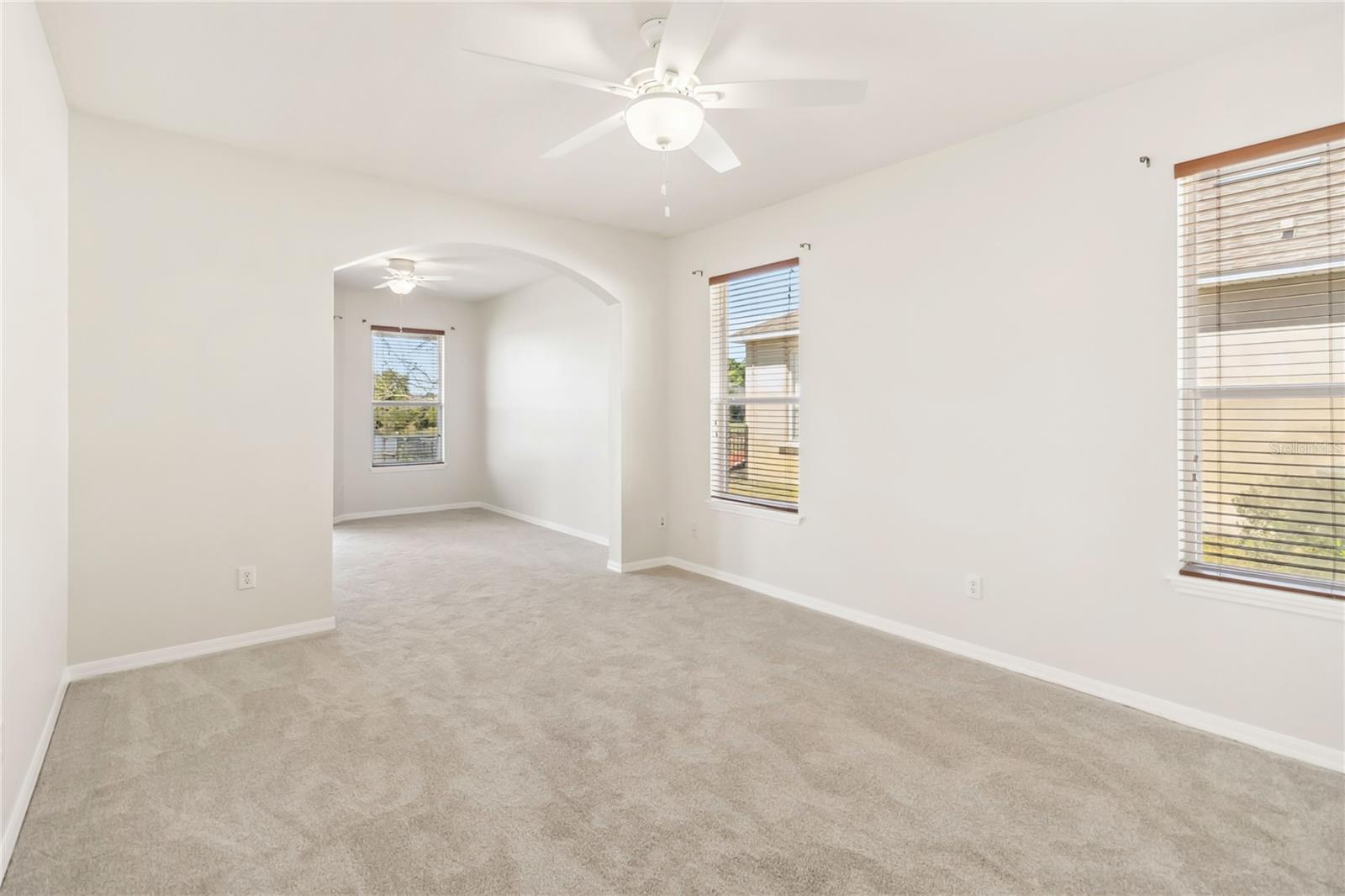 330 OSPREY LAKES CIR, CHULUOTA, FL, 32766