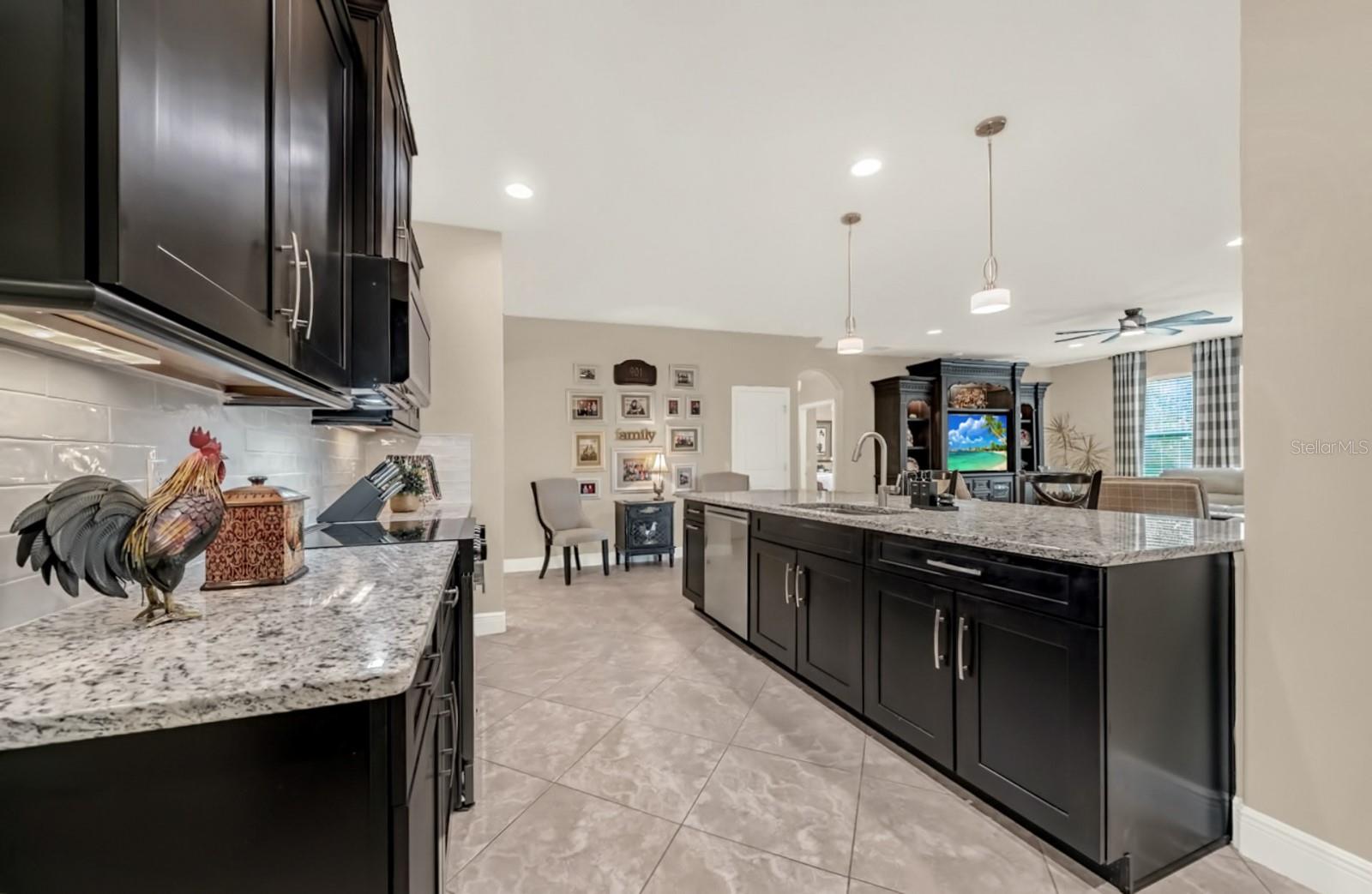 128 ENCLAVE AVE, DELAND, FL, 32724