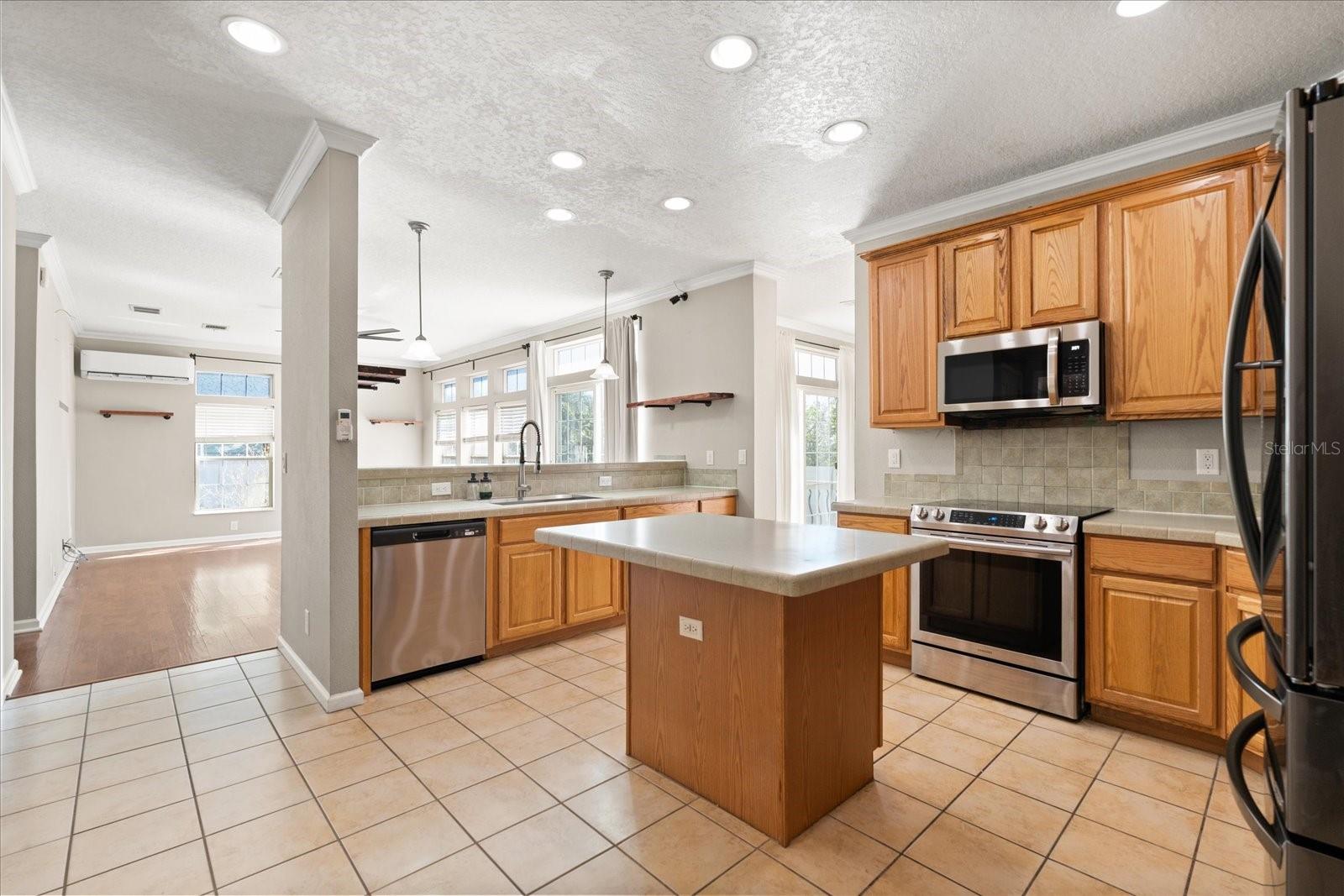 780 OLD MOUNT DORA RD, EUSTIS, FL, 32726