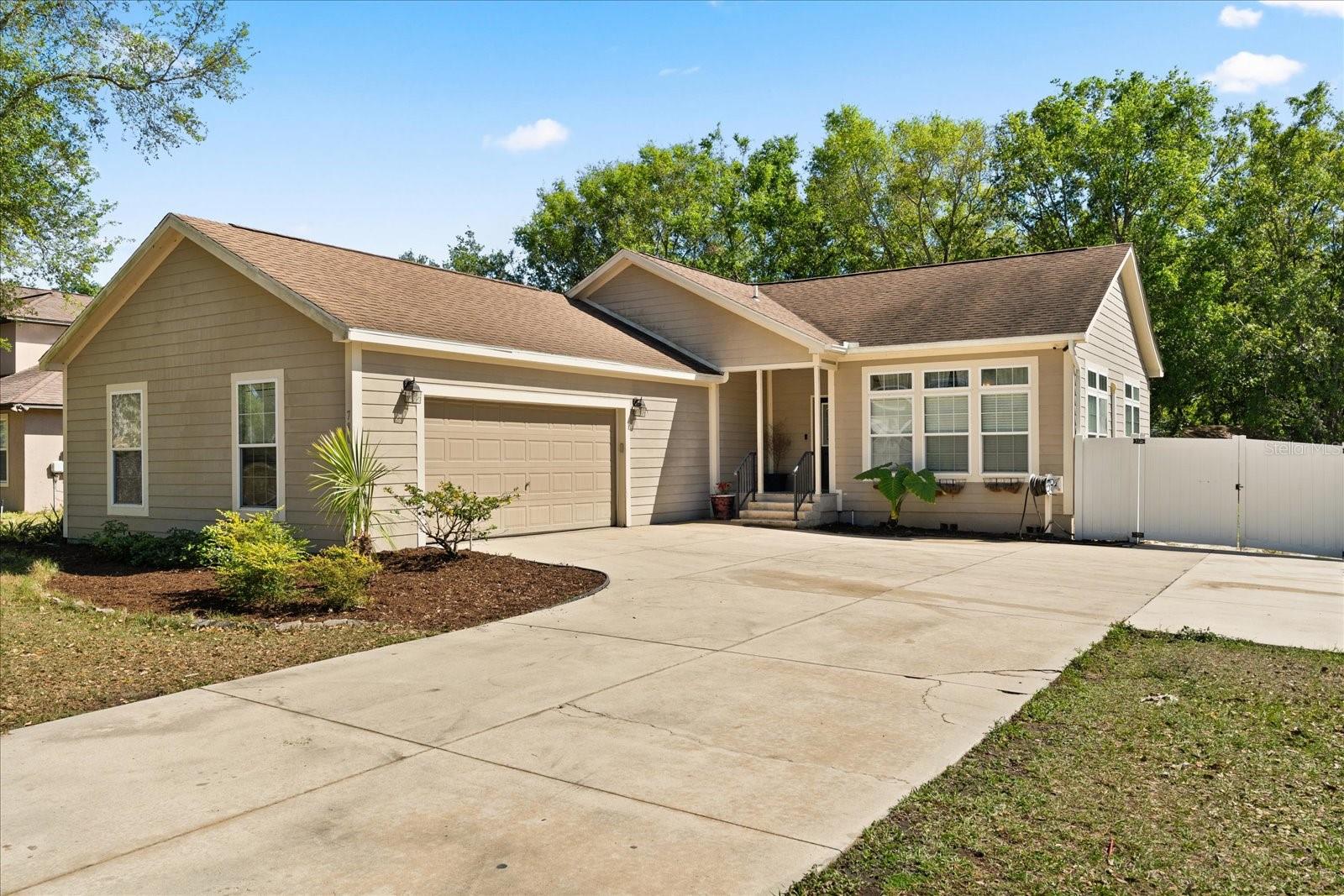 780 OLD MOUNT DORA RD, EUSTIS, FL, 32726