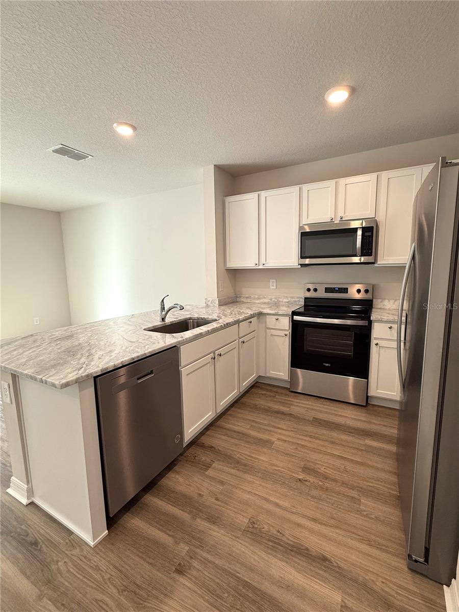 4649 PLEASANT AVE, PALM HARBOR, FL, 34683