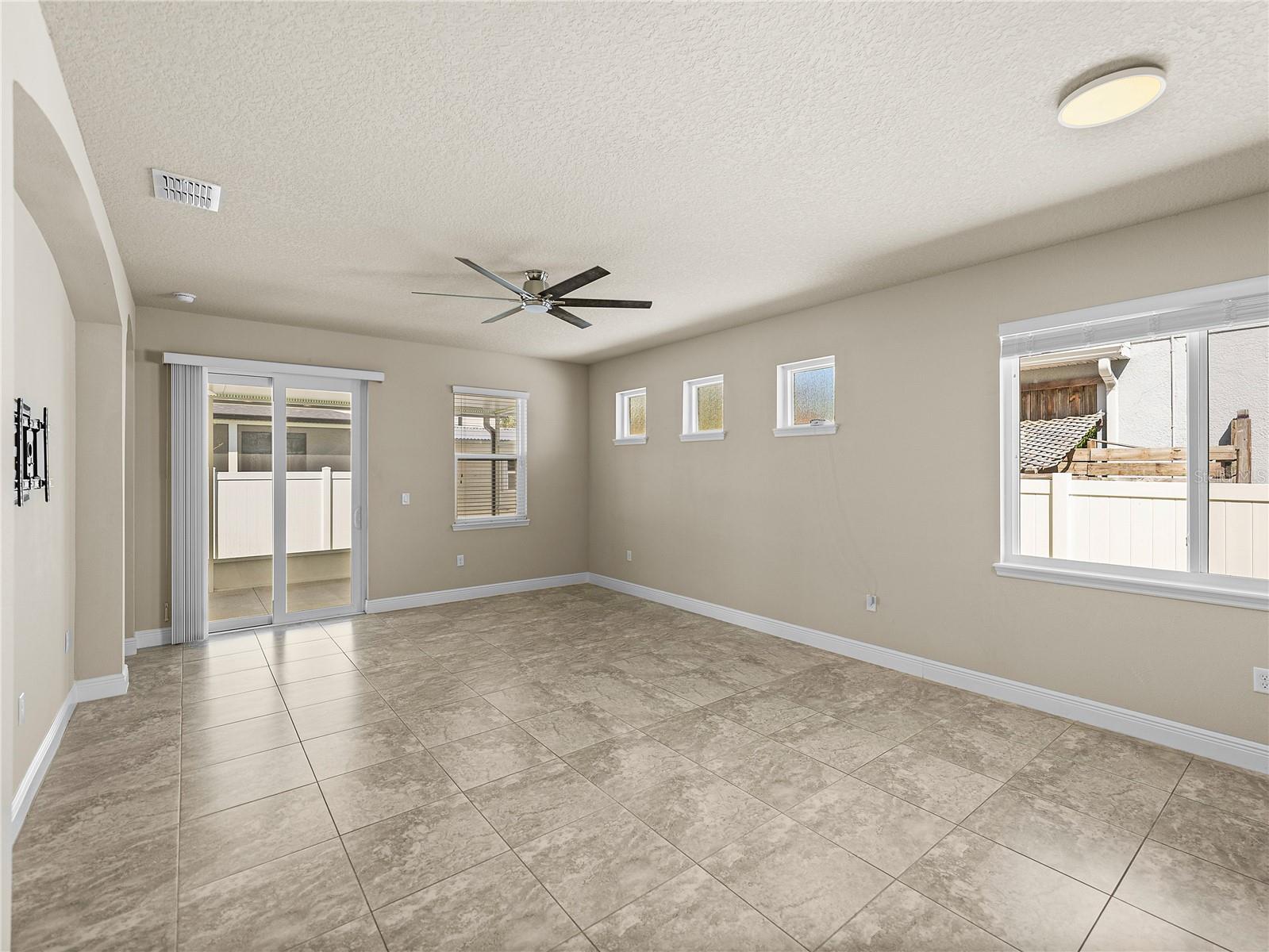 7603 S KISSIMMEE ST, TAMPA, FL, 33616