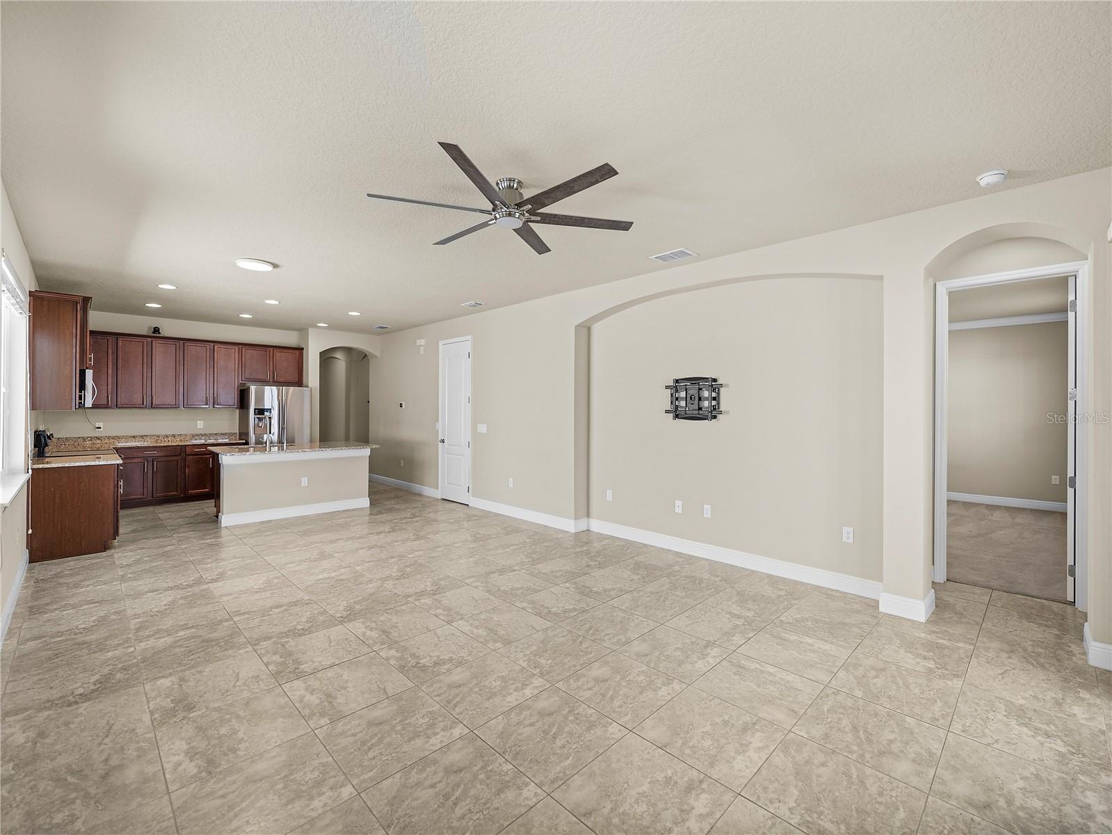 7603 S KISSIMMEE ST, TAMPA, FL, 33616