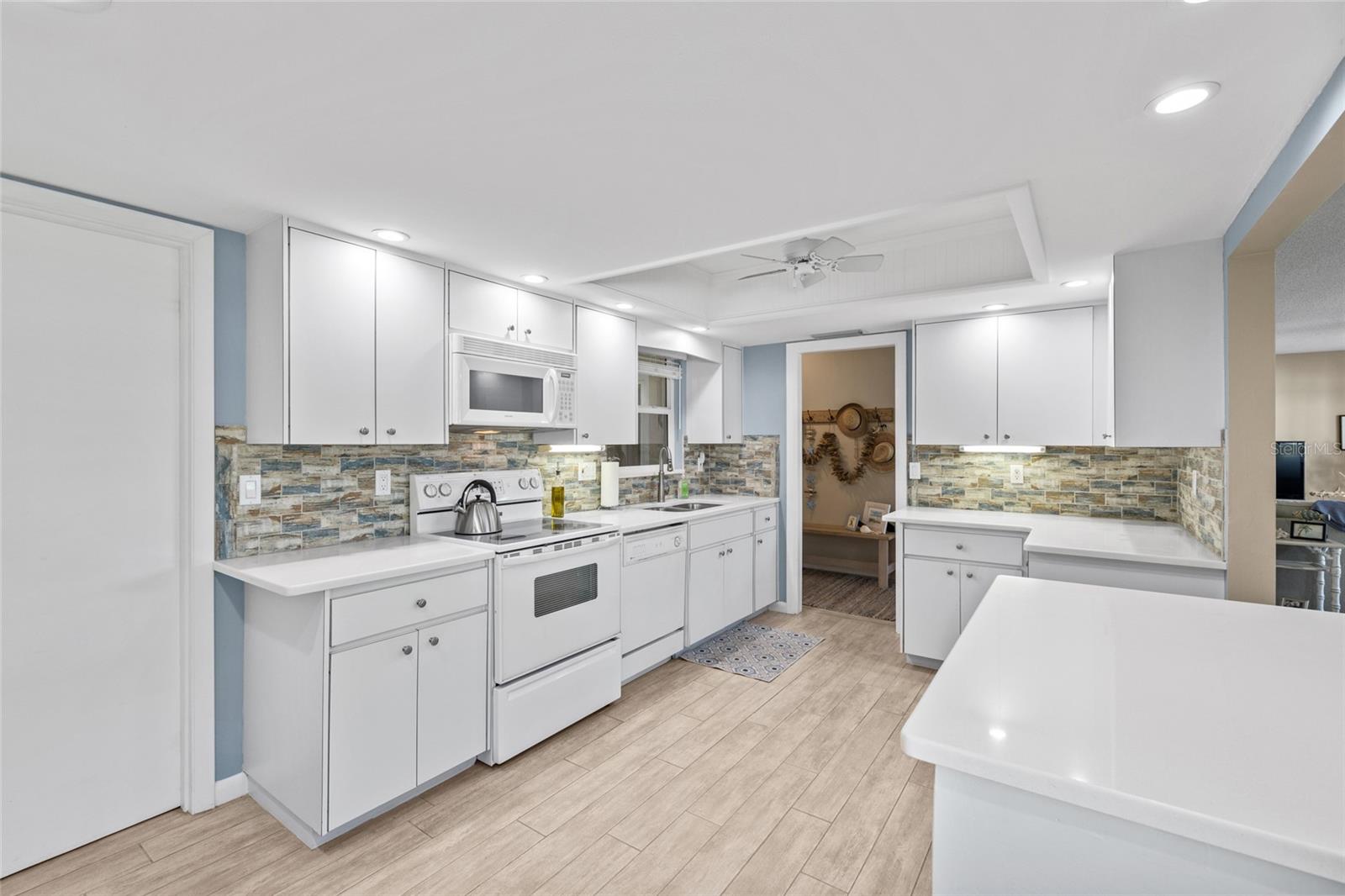 7122 11TH AVE W, BRADENTON, FL, 34209