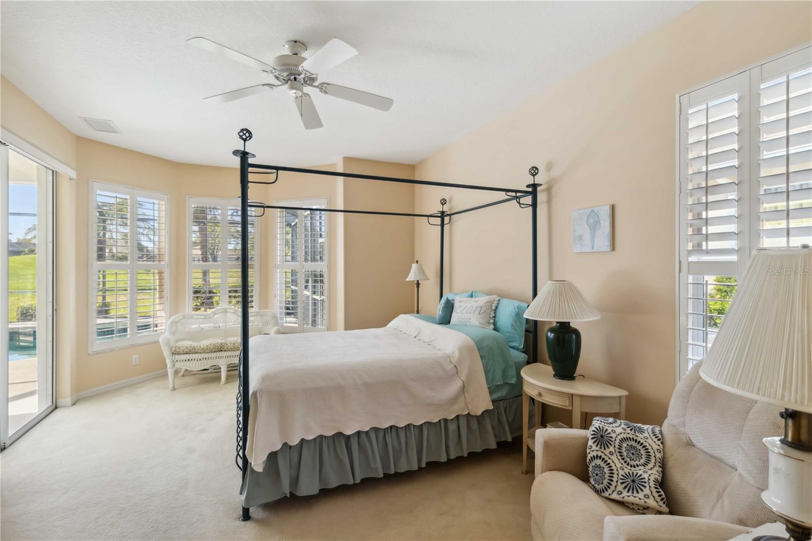 2024 CALUSA LAKES BLVD, NOKOMIS, FL, 34275