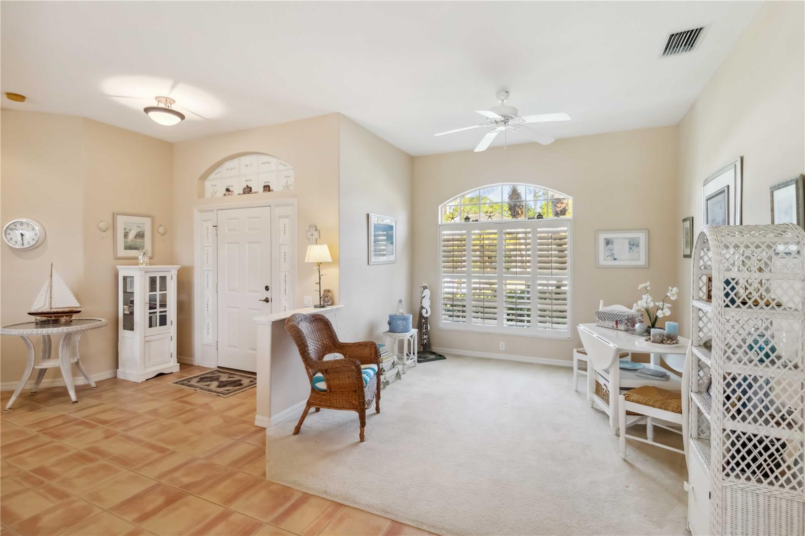 2024 CALUSA LAKES BLVD, NOKOMIS, FL, 34275