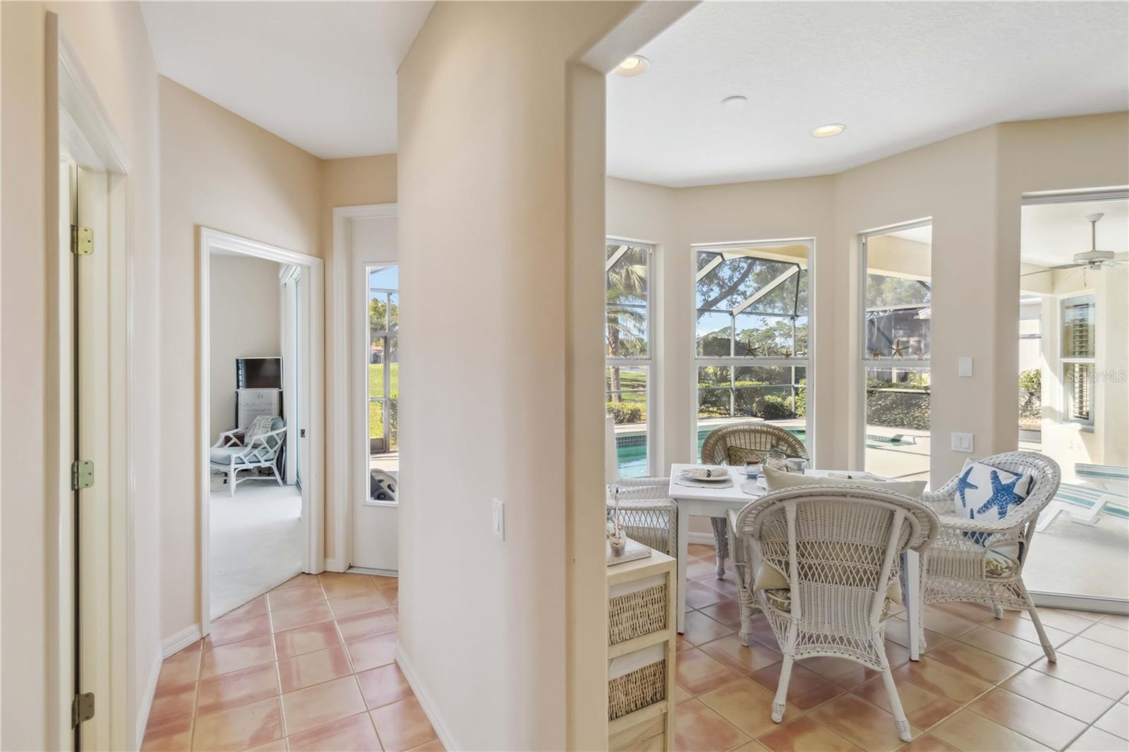 2024 CALUSA LAKES BLVD, NOKOMIS, FL, 34275