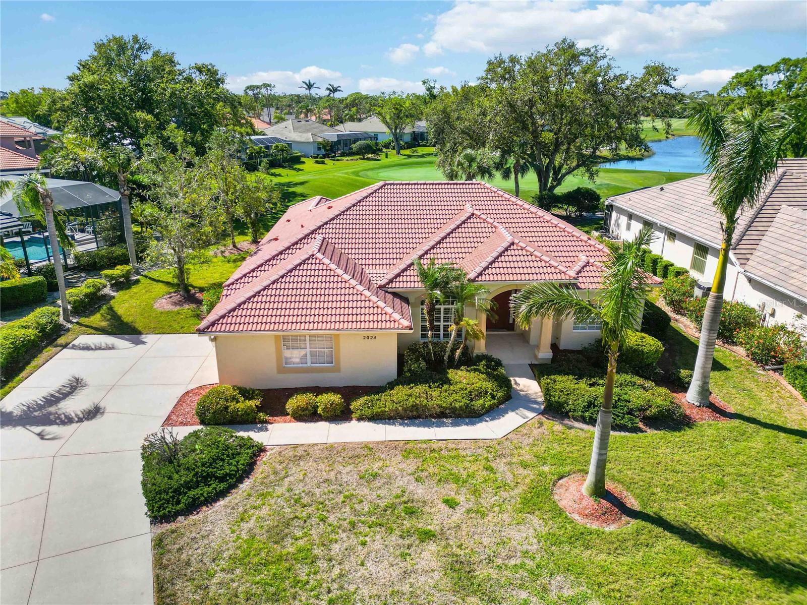 2024 CALUSA LAKES BLVD, NOKOMIS, FL, 34275
