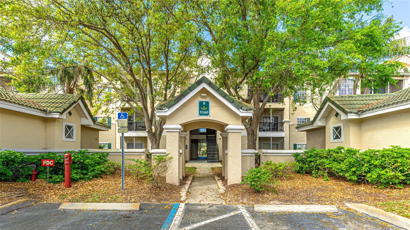 5160 NORTHRIDGE RD #206, SARASOTA, FL, 34238