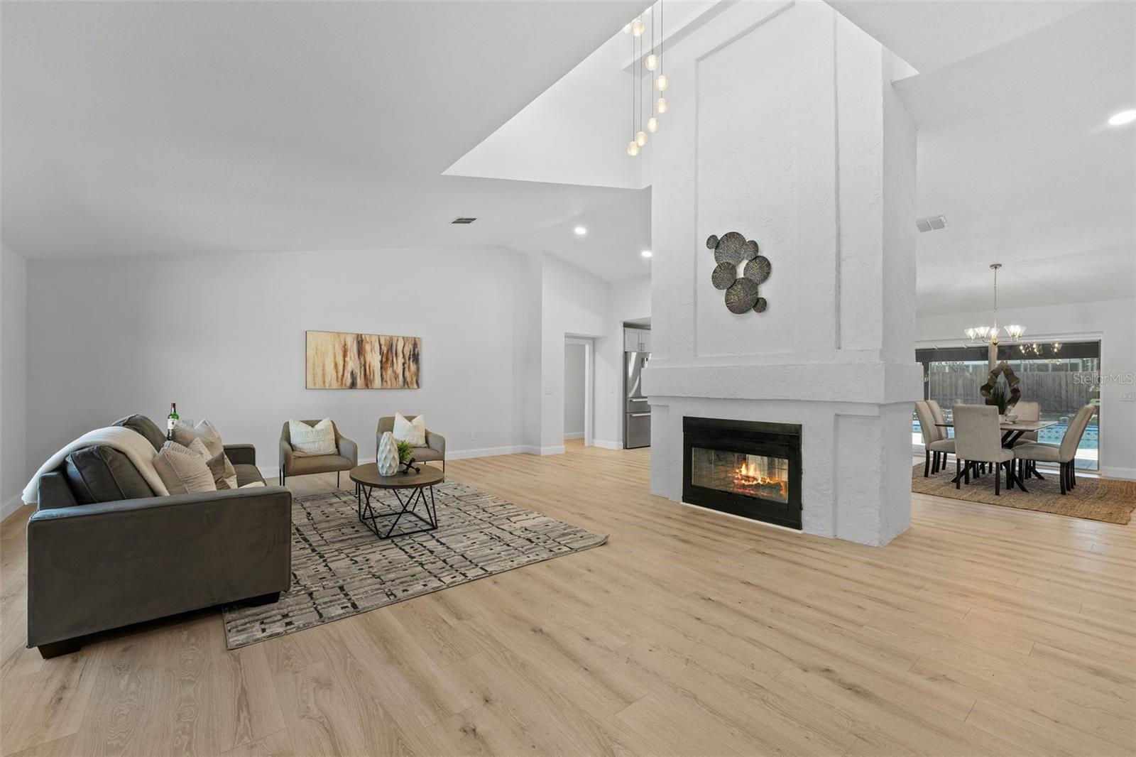 822 SWAYING PALM DR, APOPKA, FL, 32712